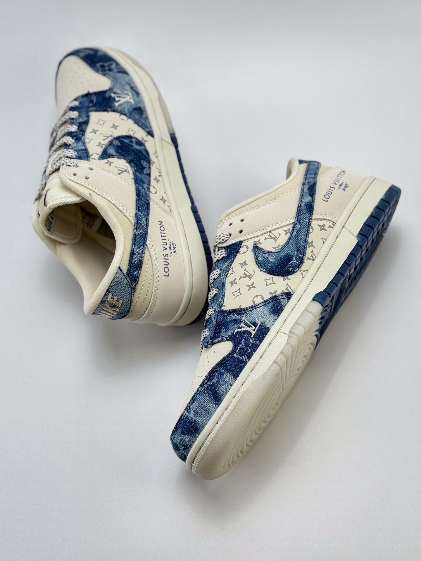 280 Nike SB Dunk Low x Louis Vuitton 白蓝牛仔布满天星 CH8311-287