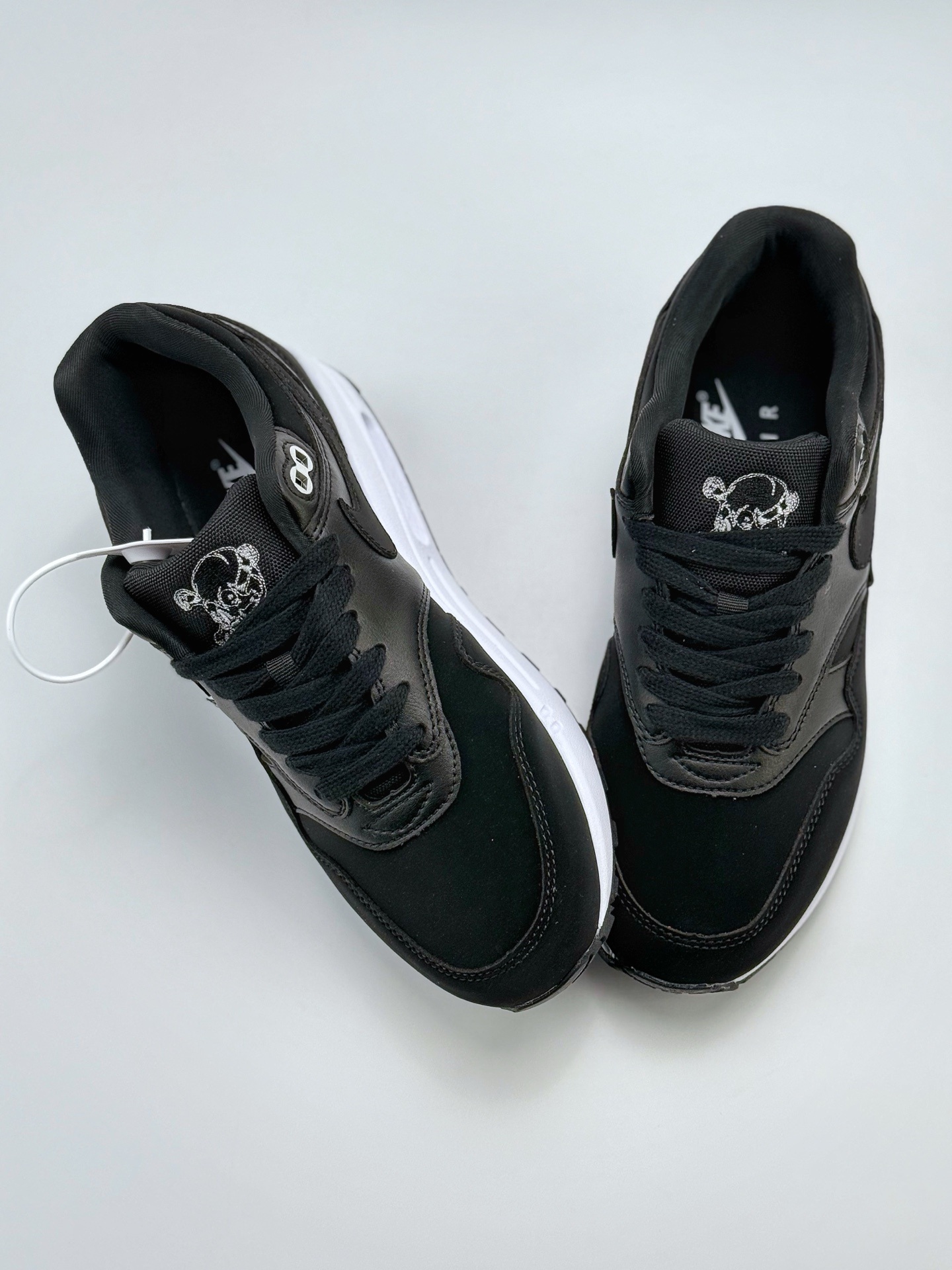 210 Nike Air Max 1 黑白 复古休闲跑步鞋  875844-001
