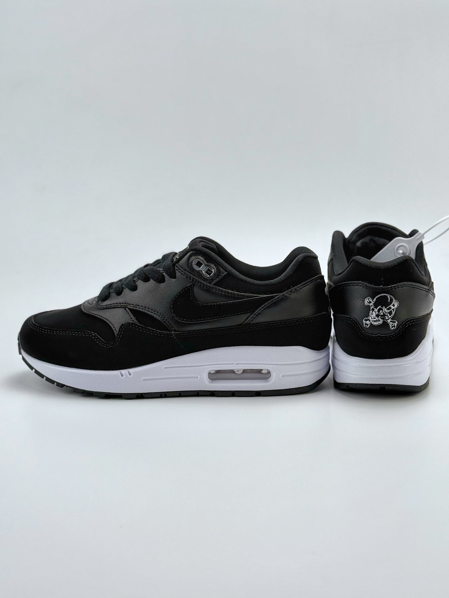 210 Nike Air Max 1 黑白 复古休闲跑步鞋  875844-001
