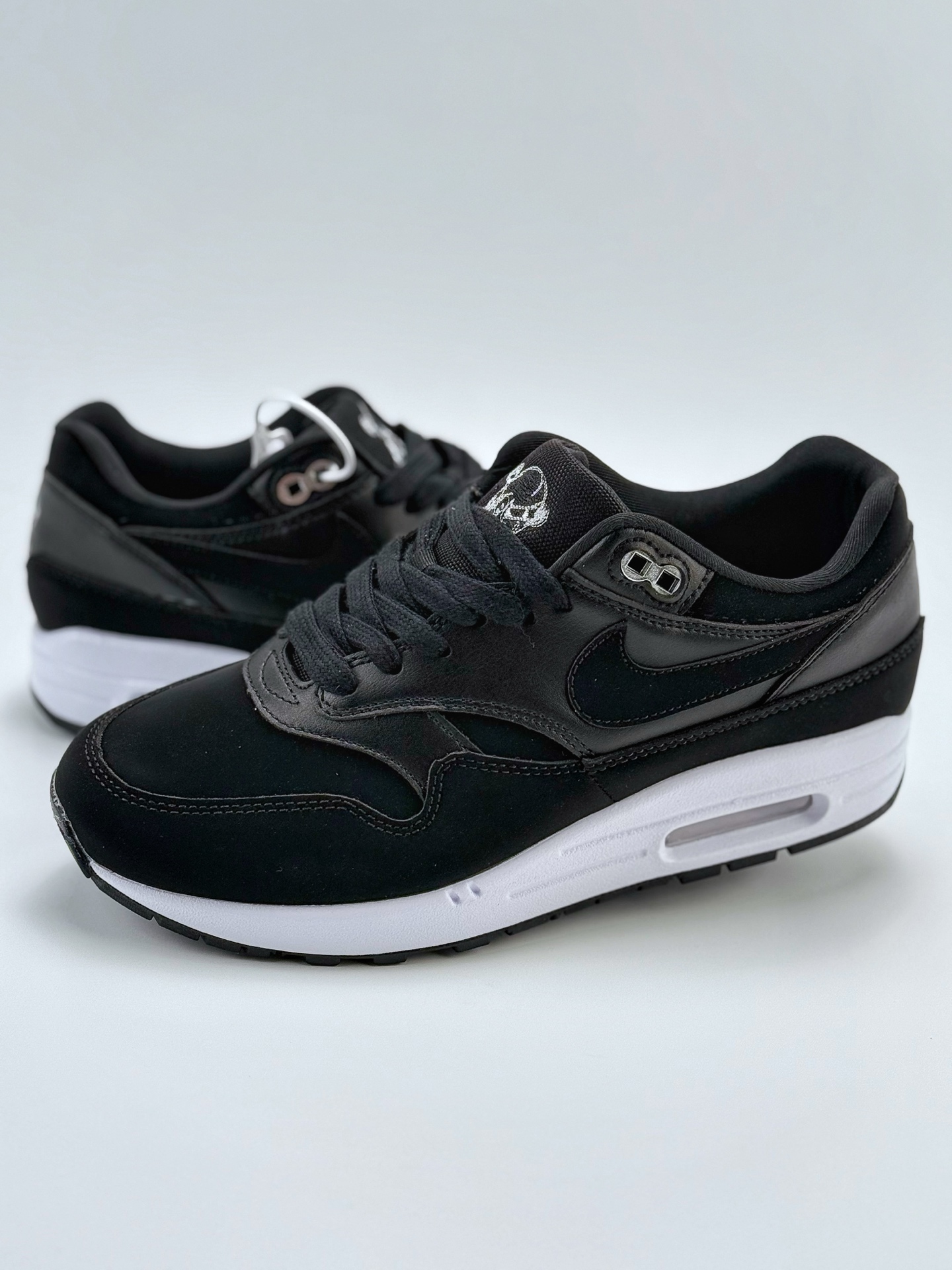 210 Nike Air Max 1 黑白 复古休闲跑步鞋  875844-001