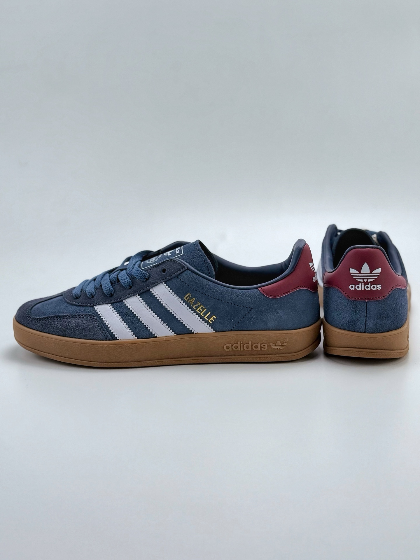 160 adidas Originals Gazelle INdoor 蓝 三叶草休闲防滑耐磨低帮板鞋  JI3522