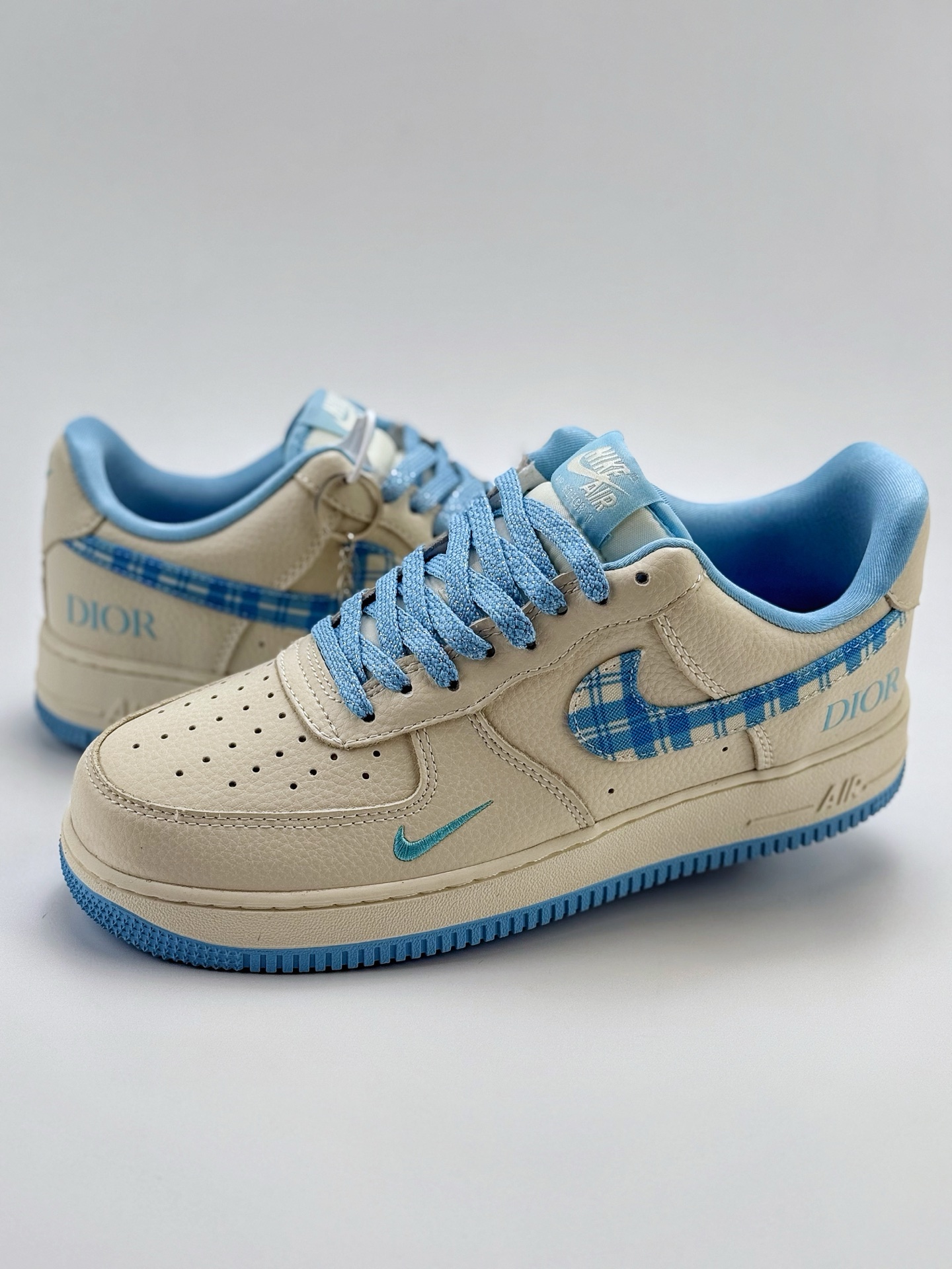260 Nike Air Force 1 Low 07 x DIOR 米蓝小钩满天星  KK1988-072