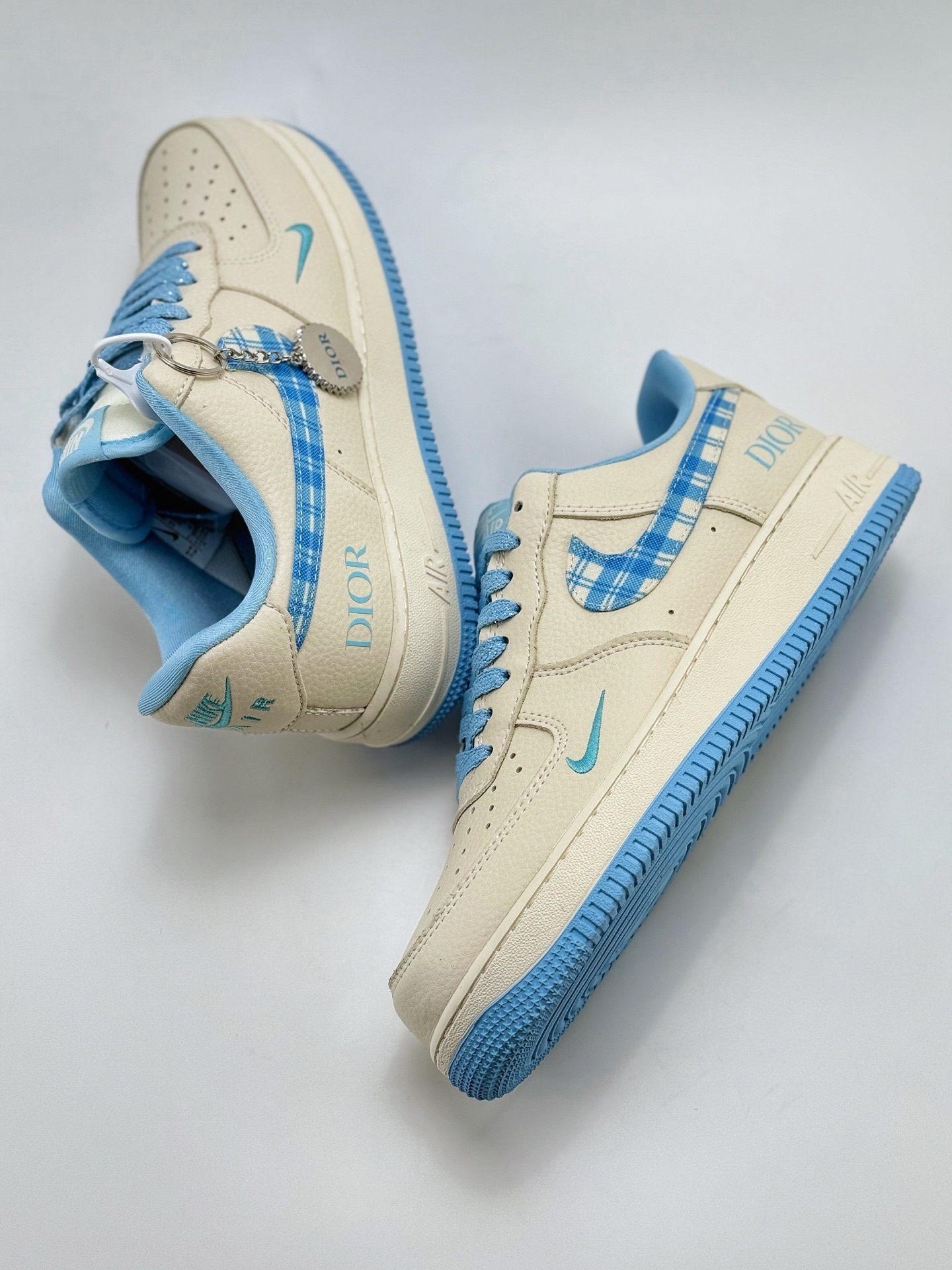 260 Nike Air Force 1 Low 07 x DIOR 米蓝小钩满天星  KK1988-072