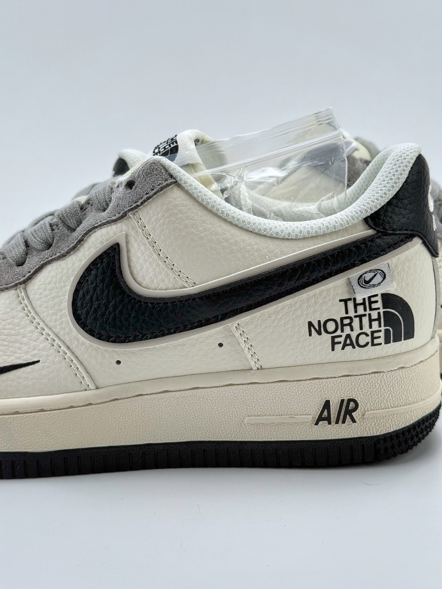 260 Nike Air Force 1 Low 07 x The North Face 白黑小钩 XZ6188-190