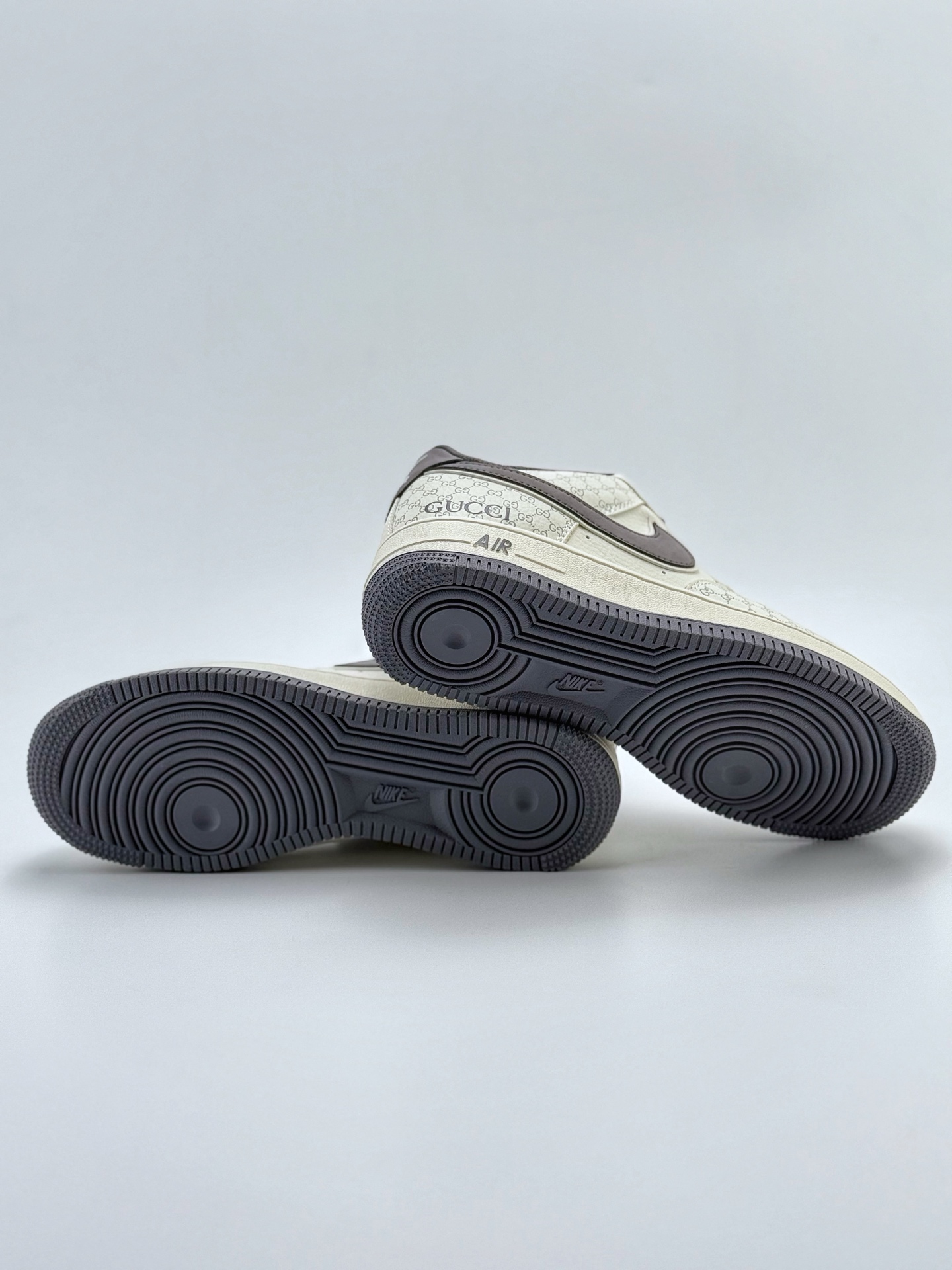 260 Nike Air Force 1 Low 07 x GUCCI 白灰  CS5288-003