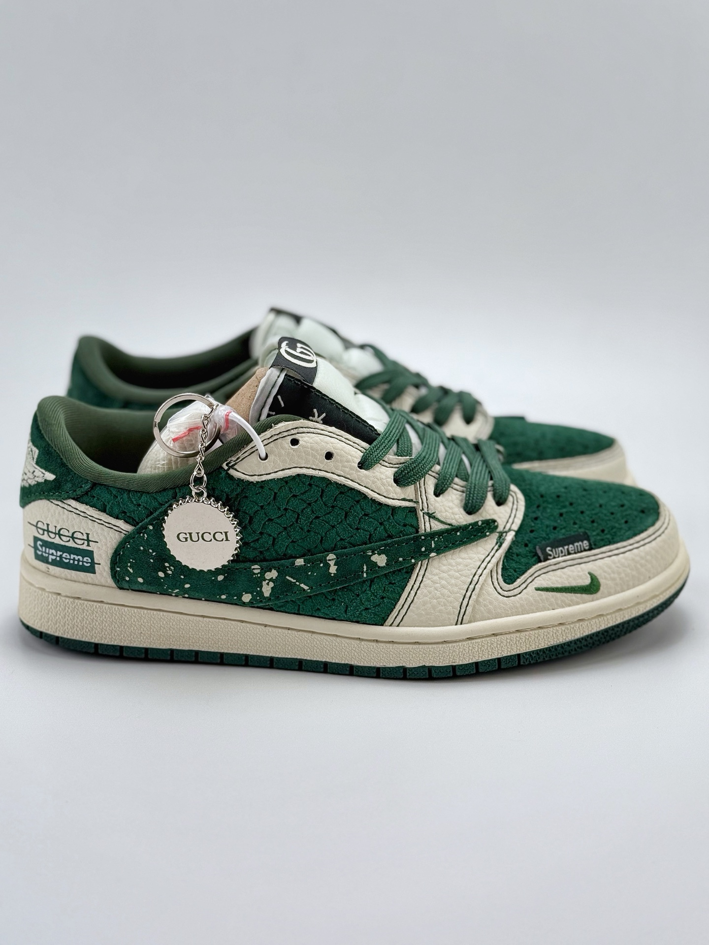 280 Travis Scott x Nike Air Jordan 1 Low x GUCCI x Supreme Air Jordan 1 Low 反转白绿小钩倒钩  XS2024-008