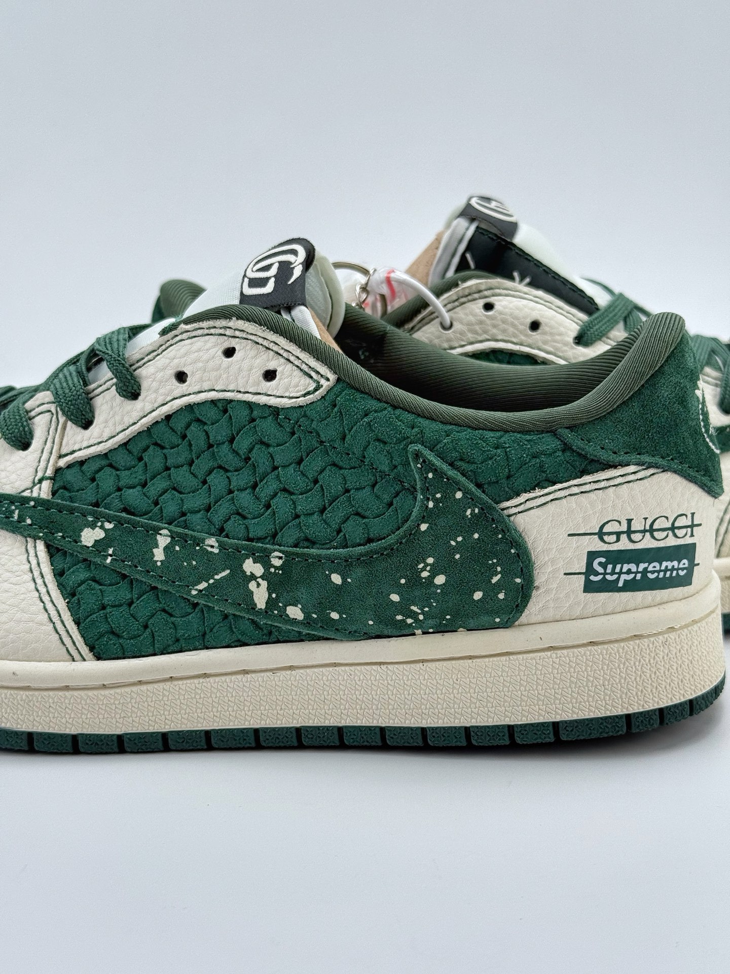 280 Travis Scott x Nike Air Jordan 1 Low x GUCCI x Supreme Air Jordan 1 Low 反转白绿小钩倒钩  XS2024-008