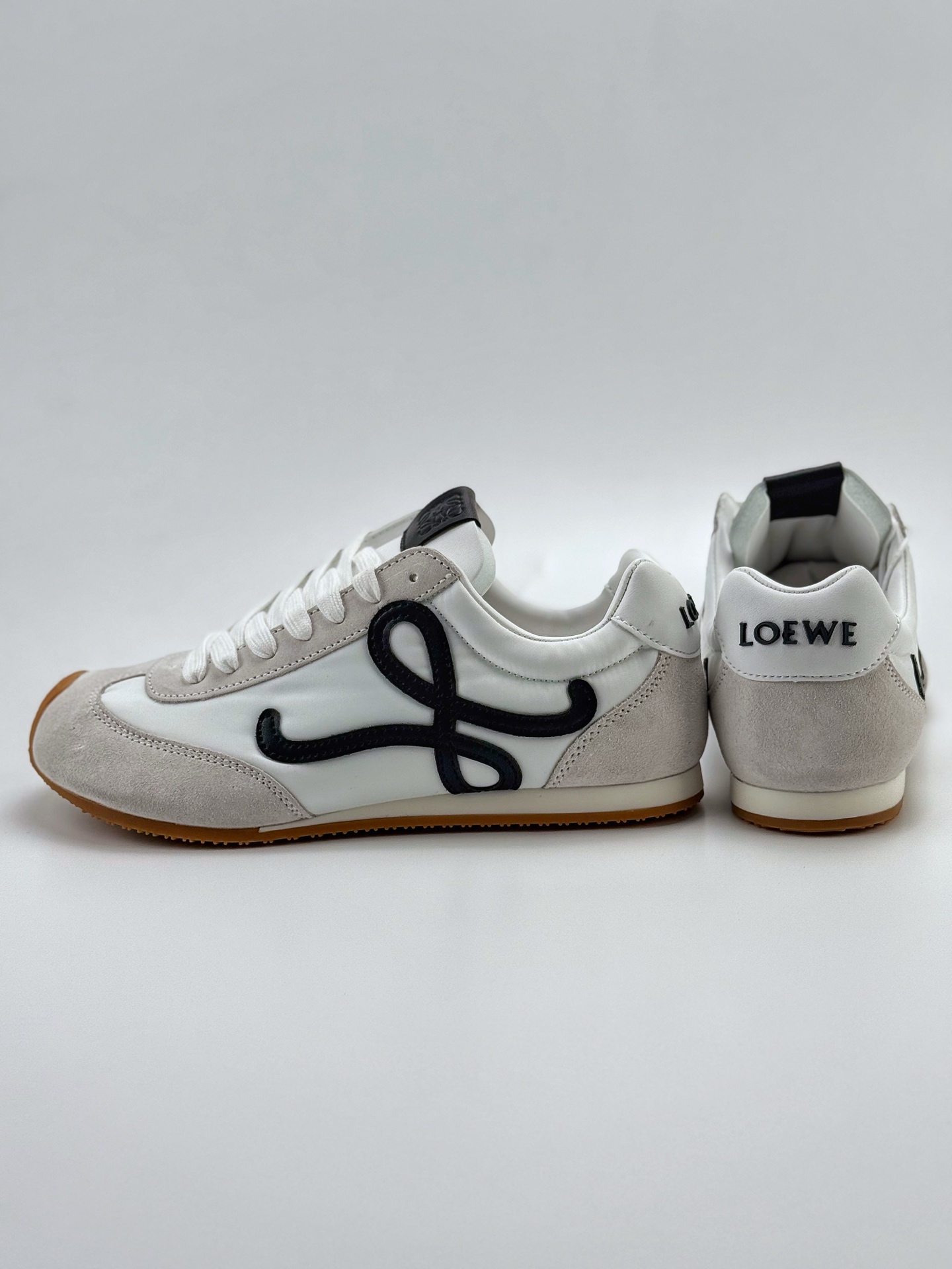 210 配件+10 罗意威Loewe Ballet Runner 2.0 Sneakers 芭蕾舞2.0系列阿甘复古风德训薄底百搭休闲运动鞋