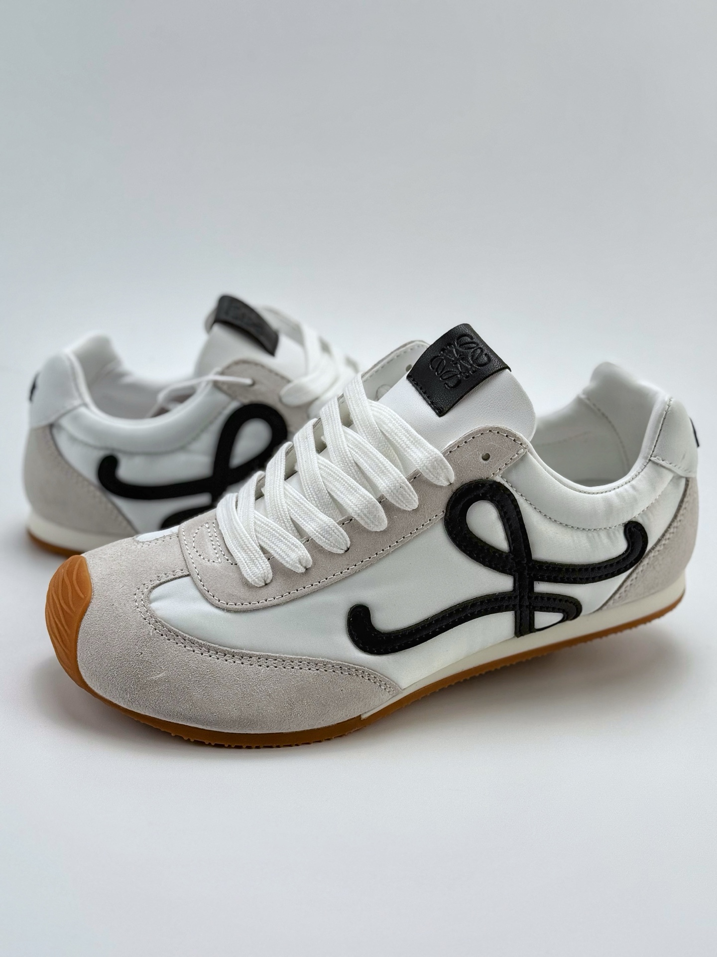 210 配件+10 罗意威Loewe Ballet Runner 2.0 Sneakers 芭蕾舞2.0系列阿甘复古风德训薄底百搭休闲运动鞋