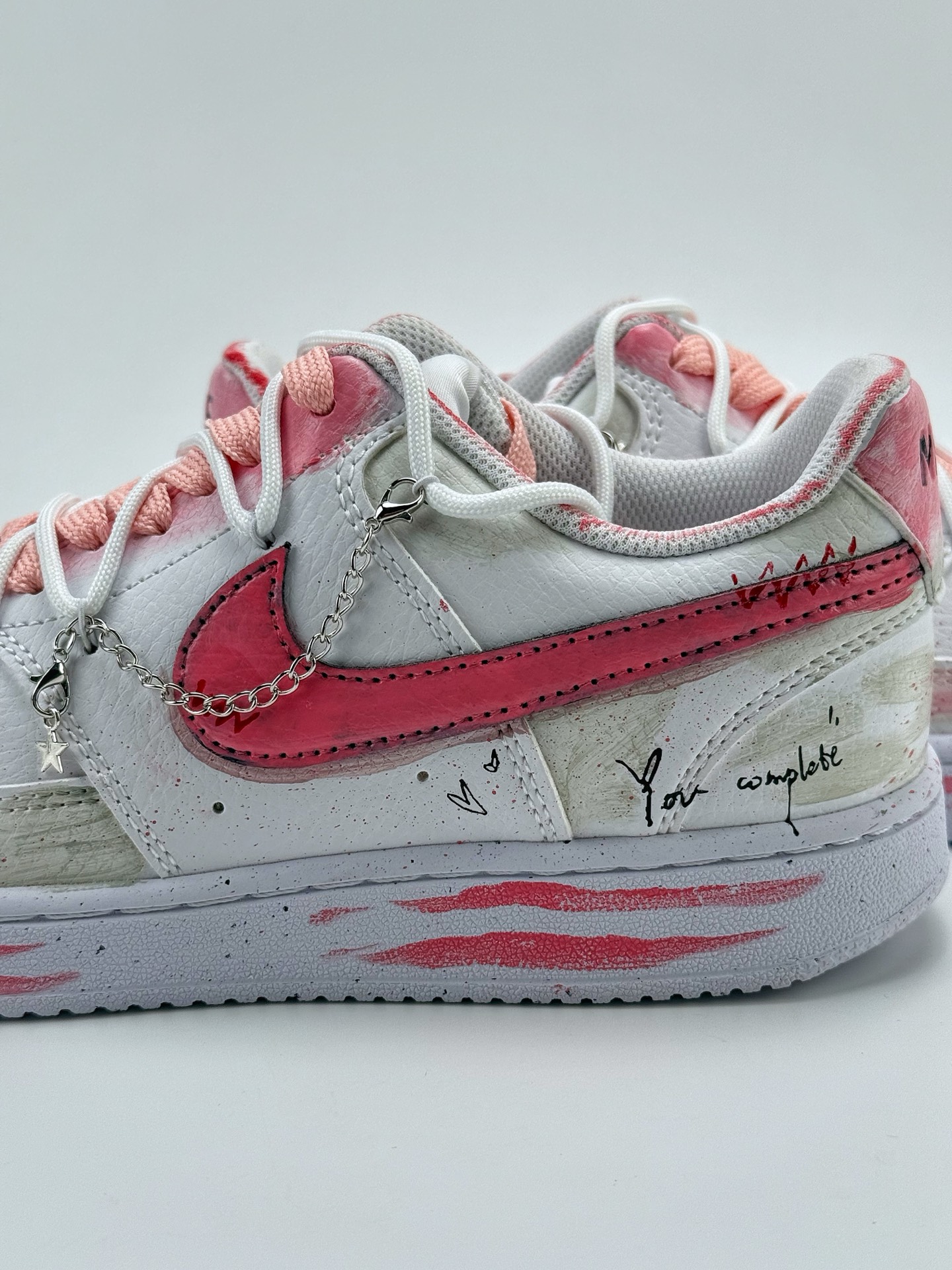 260 Nike Court Vision Low 1 塔兔 涂鸦幸福角 星星挂坠 晕染渐变腮红 粉白 休闲运动板鞋 DH2987-213