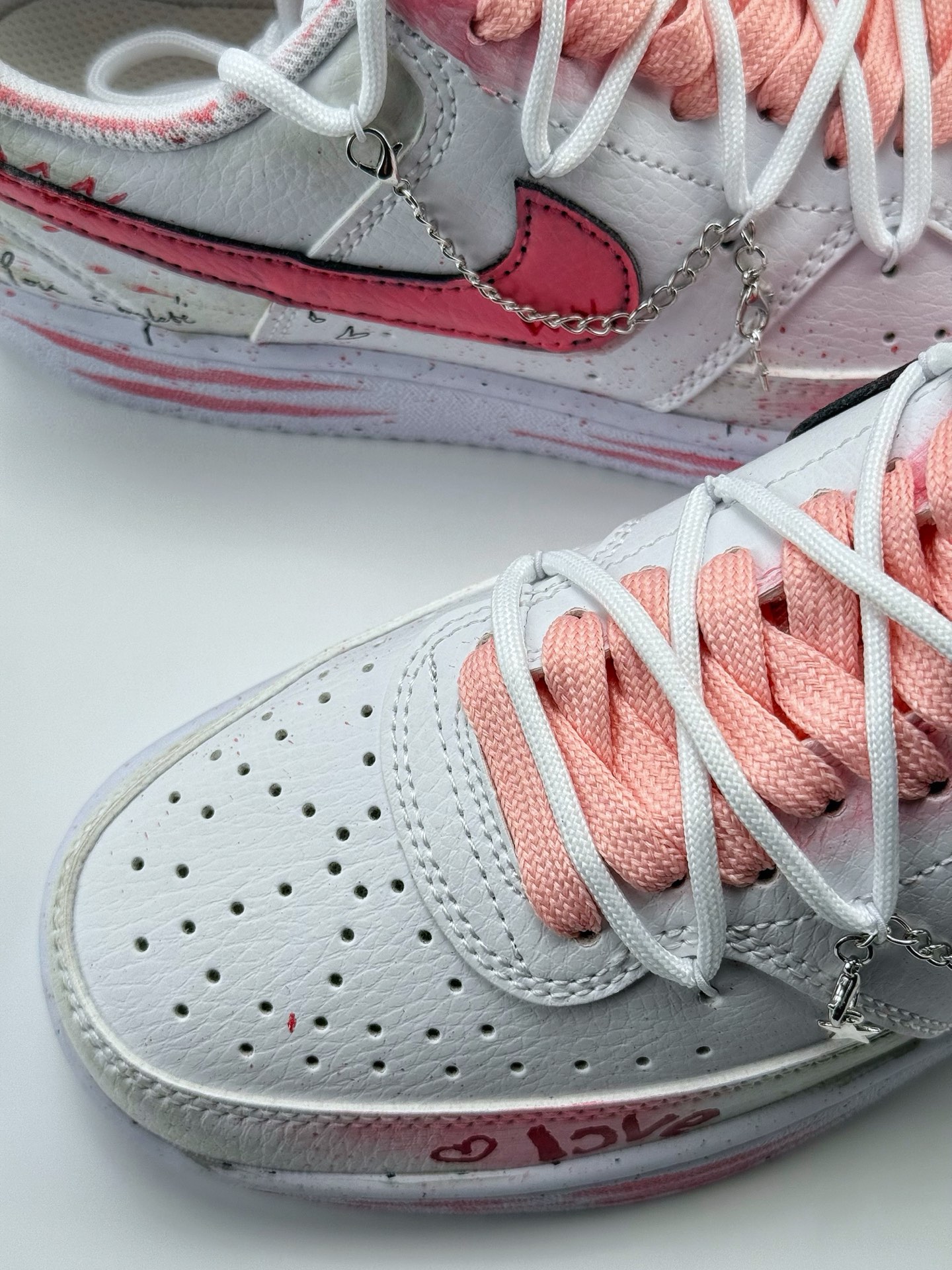 260 Nike Court Vision Low 1 塔兔 涂鸦幸福角 星星挂坠 晕染渐变腮红 粉白 休闲运动板鞋 DH2987-213