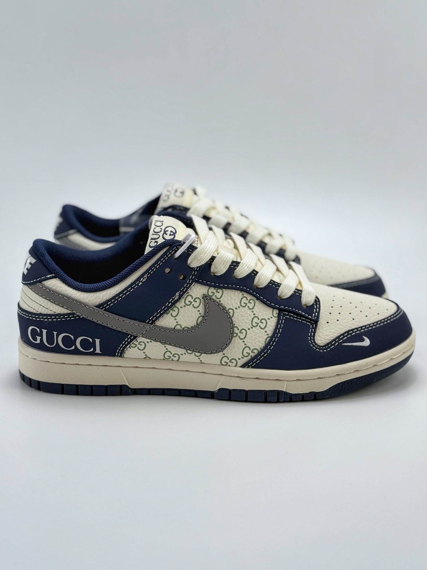 240 Nike SB Dunk Low x GUCCI 蓝灰白小钩  XD1588-202