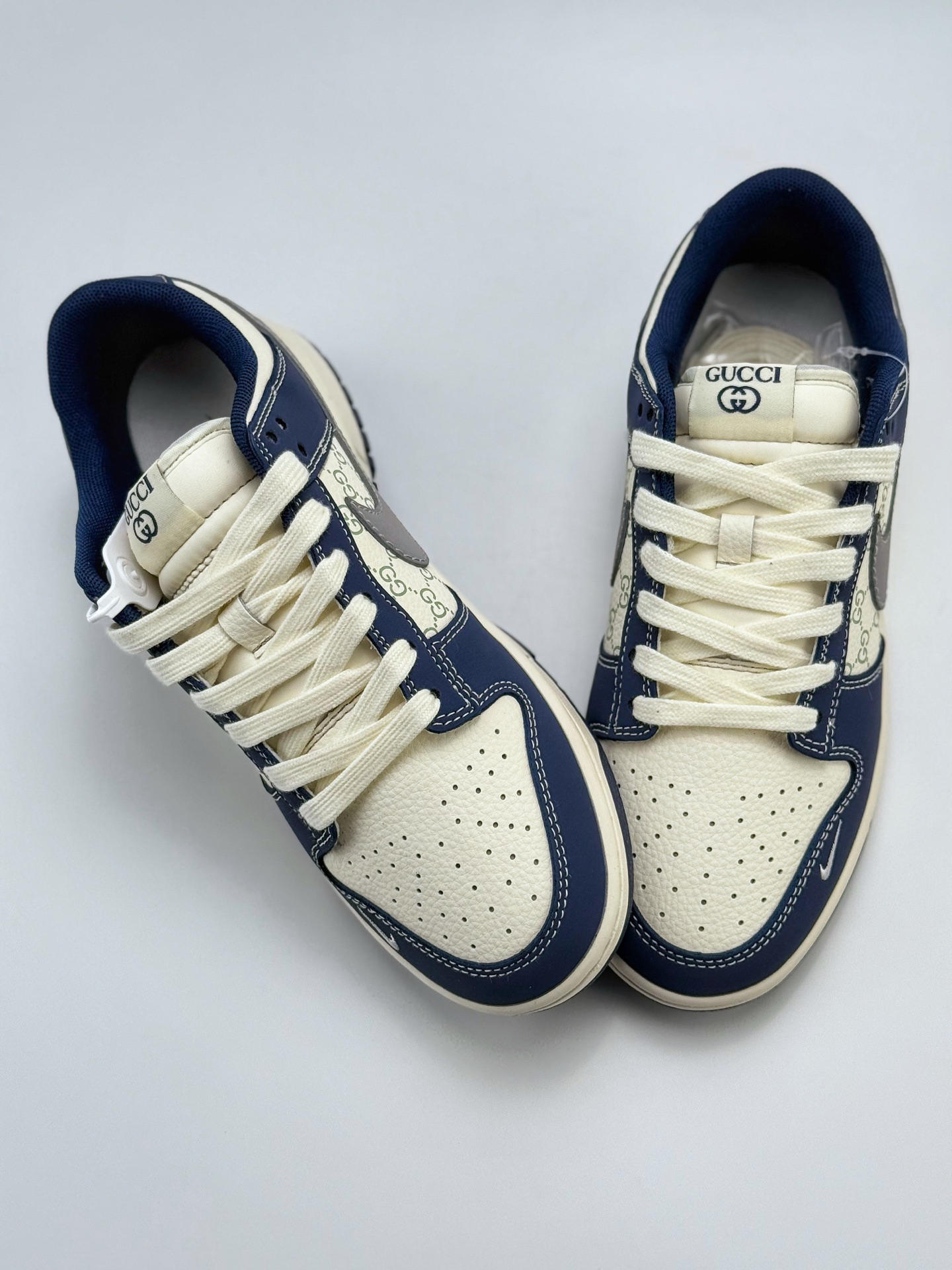 240 Nike SB Dunk Low x GUCCI 蓝灰白小钩  XD1588-202