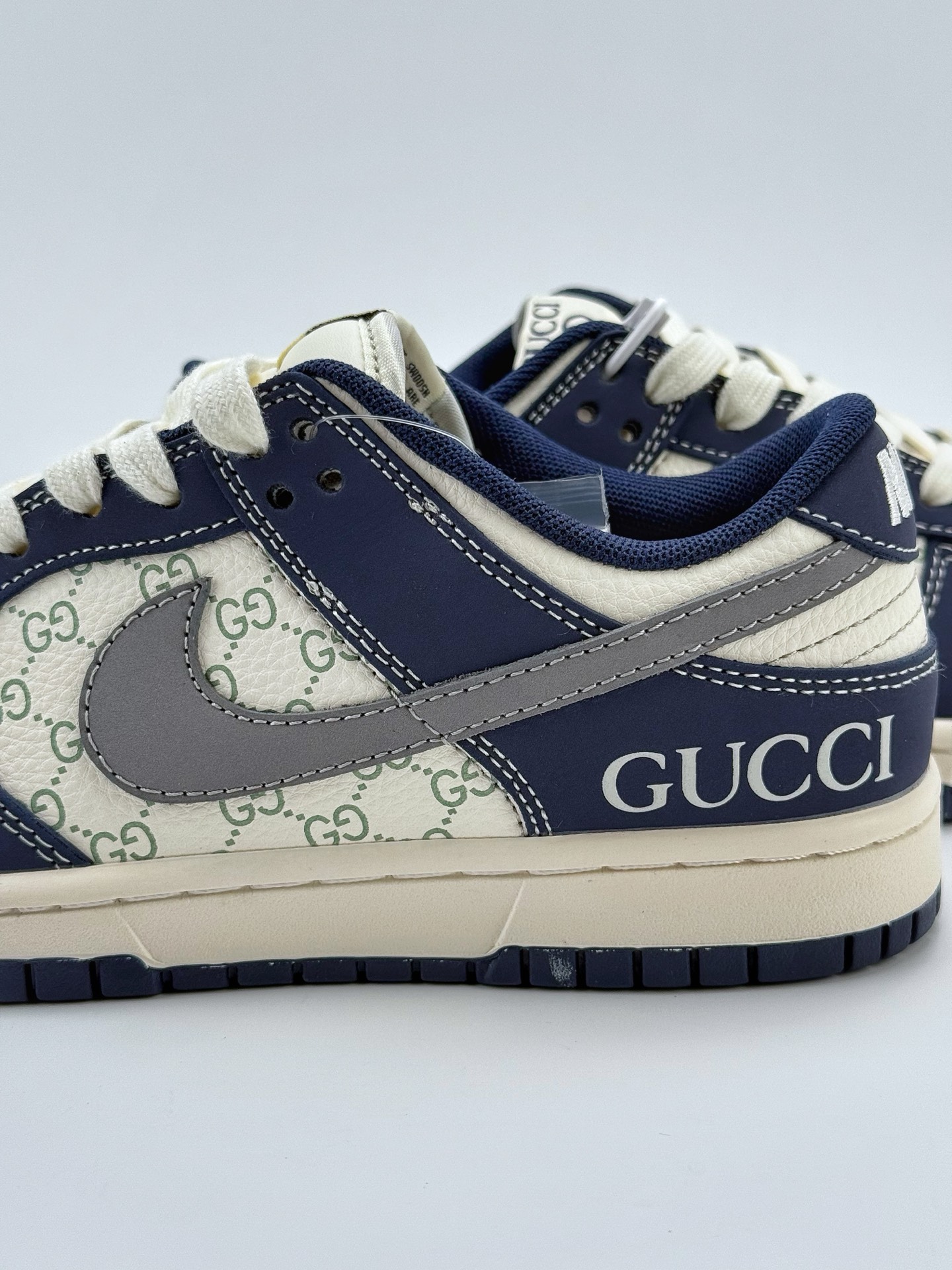 240 Nike SB Dunk Low x GUCCI 蓝灰白小钩  XD1588-202