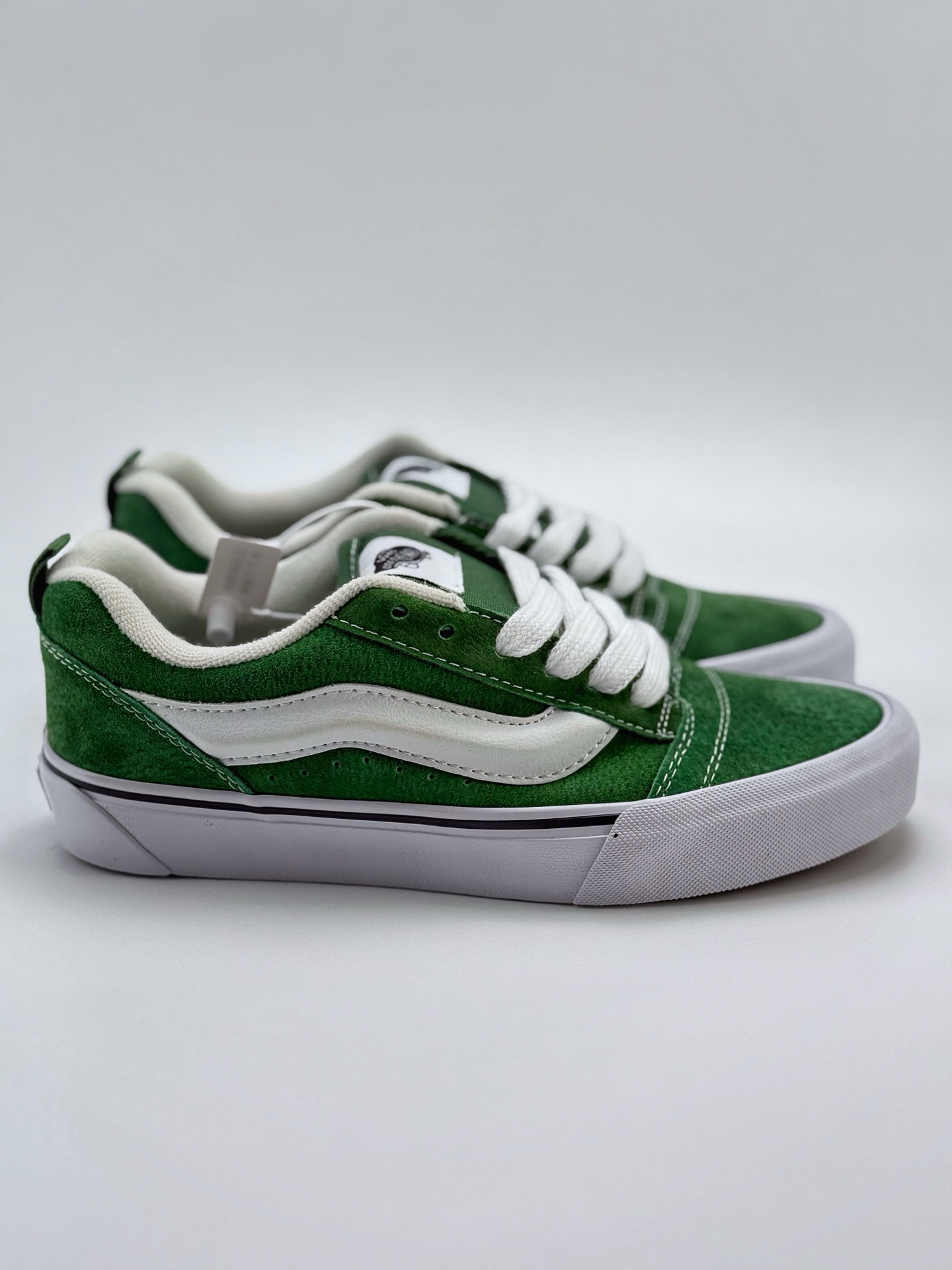 140 新款发售Vans Knu Skool 百搭休闲 防滑减震低帮 板鞋