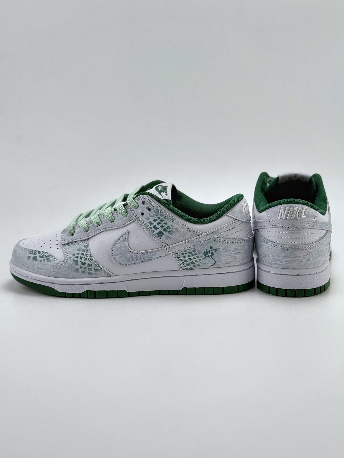 280 Nike SB Dunk Low 森林之子 国风 白青  DD1391-101