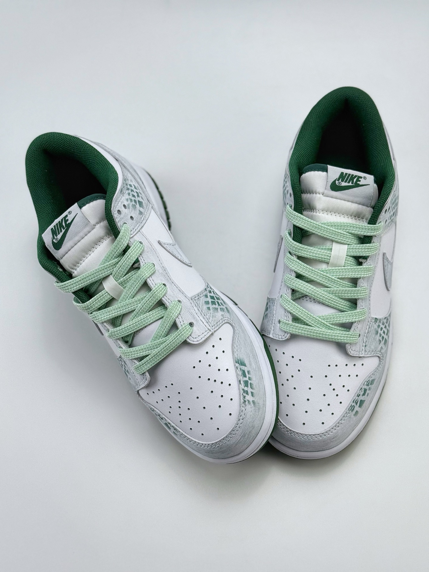 280 Nike SB Dunk Low 森林之子 国风 白青  DD1391-101