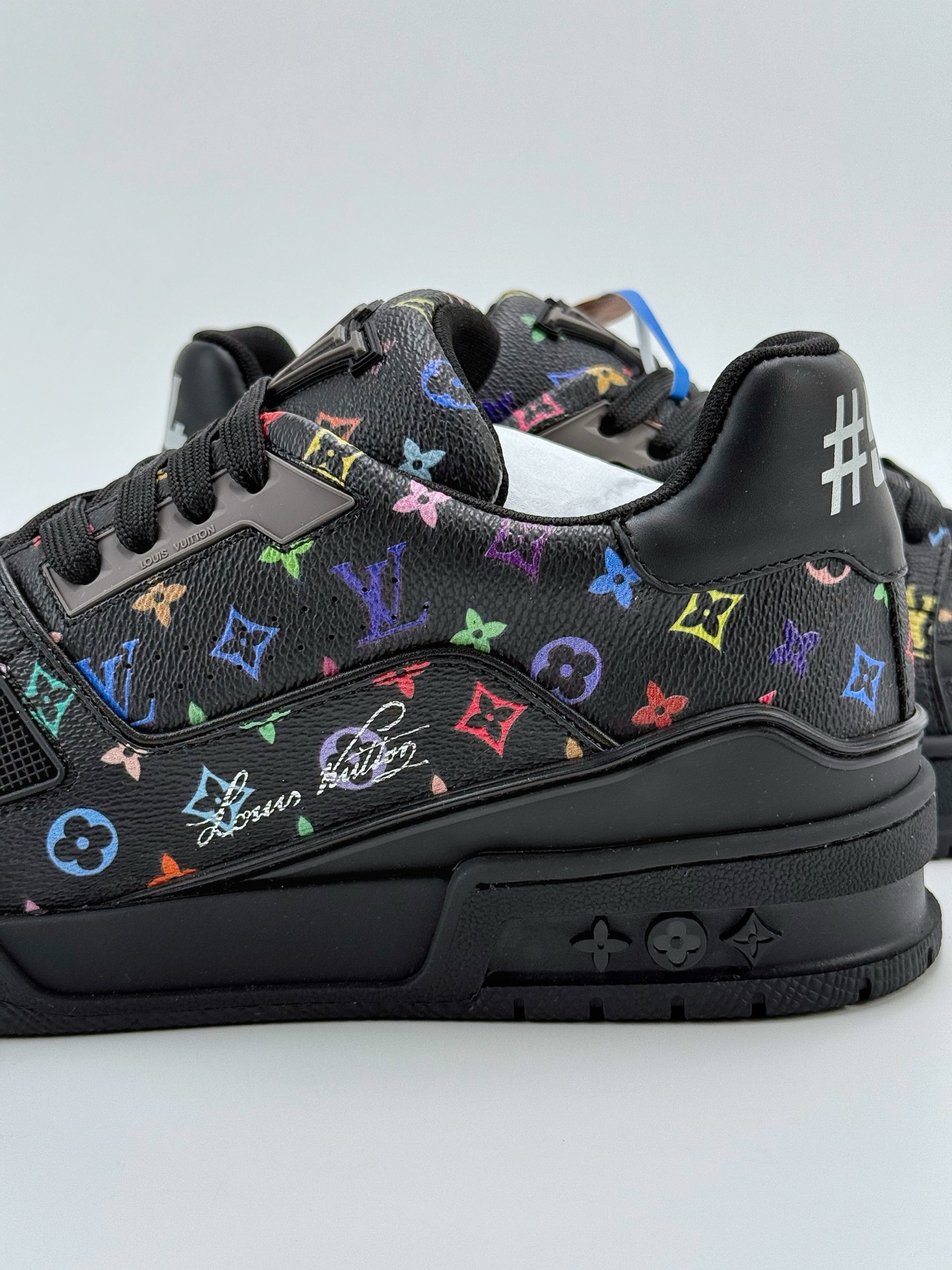 550（正确版本） 新货Louis Vuitton 路易威登 LV Trainer 低帮休闲板鞋