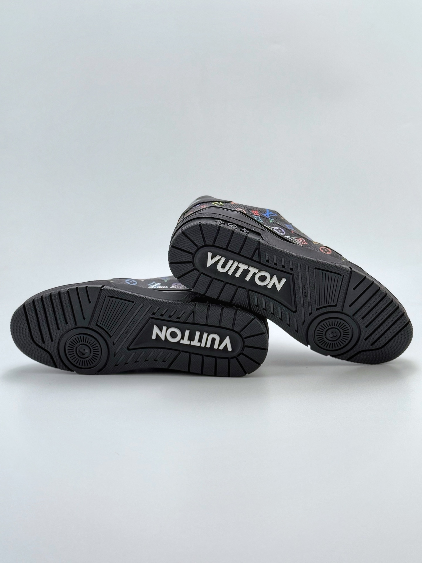 550（正确版本） 新货Louis Vuitton 路易威登 LV Trainer 低帮休闲板鞋