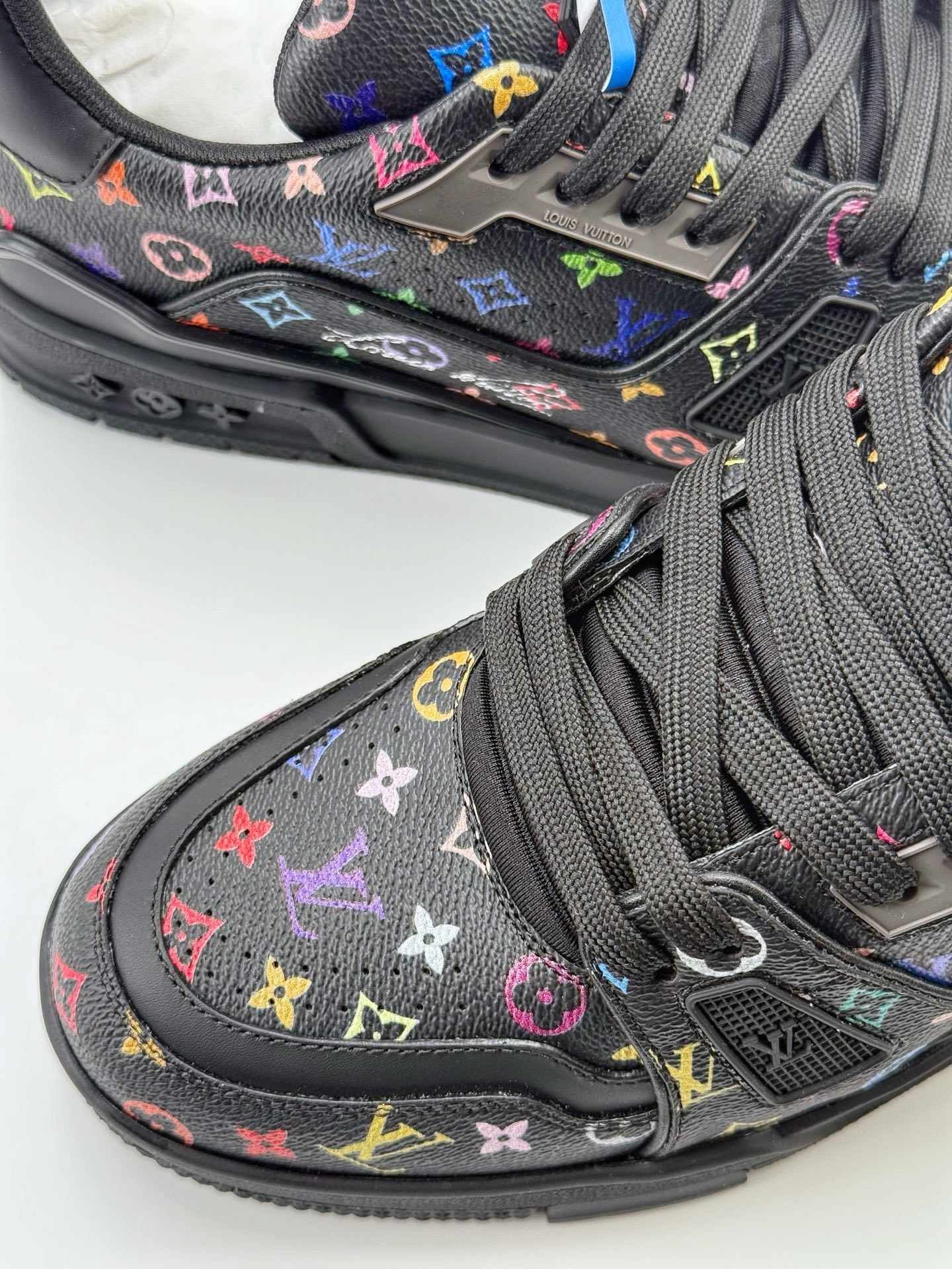 550（正确版本） 新货Louis Vuitton 路易威登 LV Trainer 低帮休闲板鞋