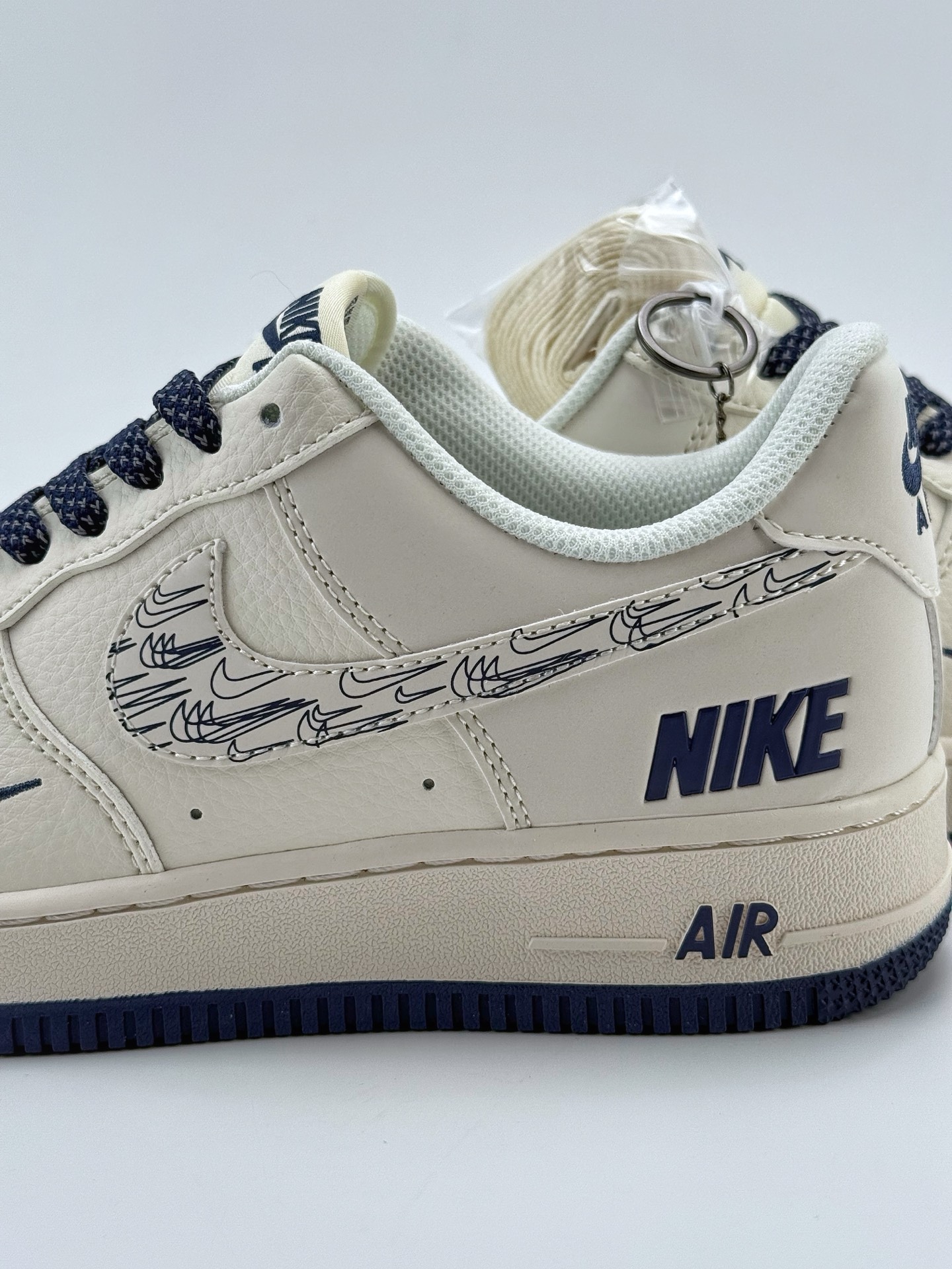 260 Nike Air Force 1 Low 07 白蓝多重小钩满天星 HH7518-047