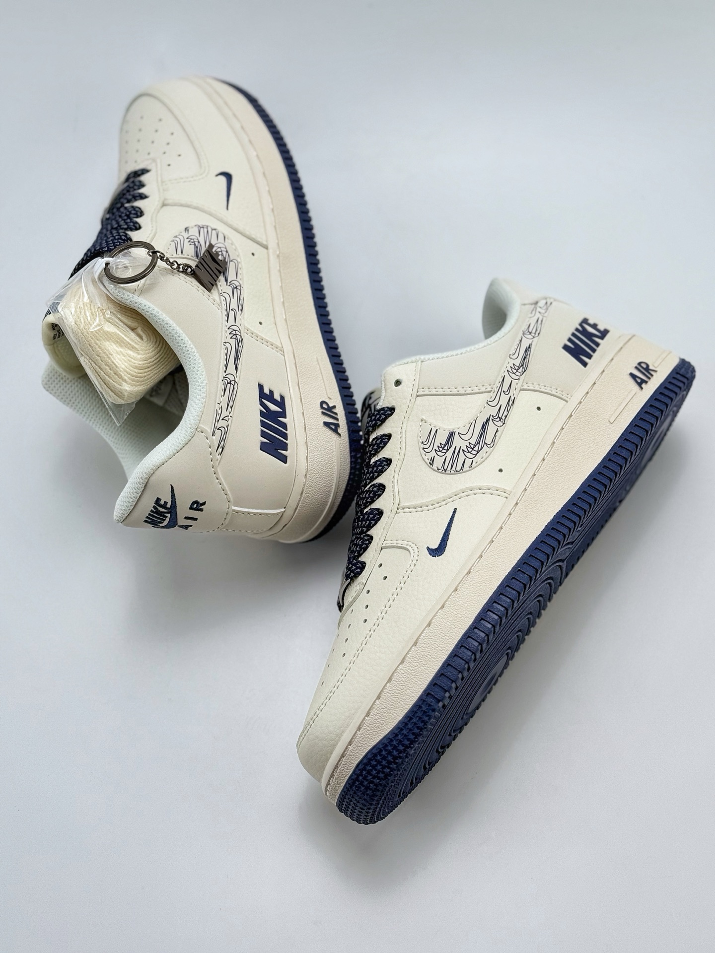 260 Nike Air Force 1 Low 07 白蓝多重小钩满天星 HH7518-047