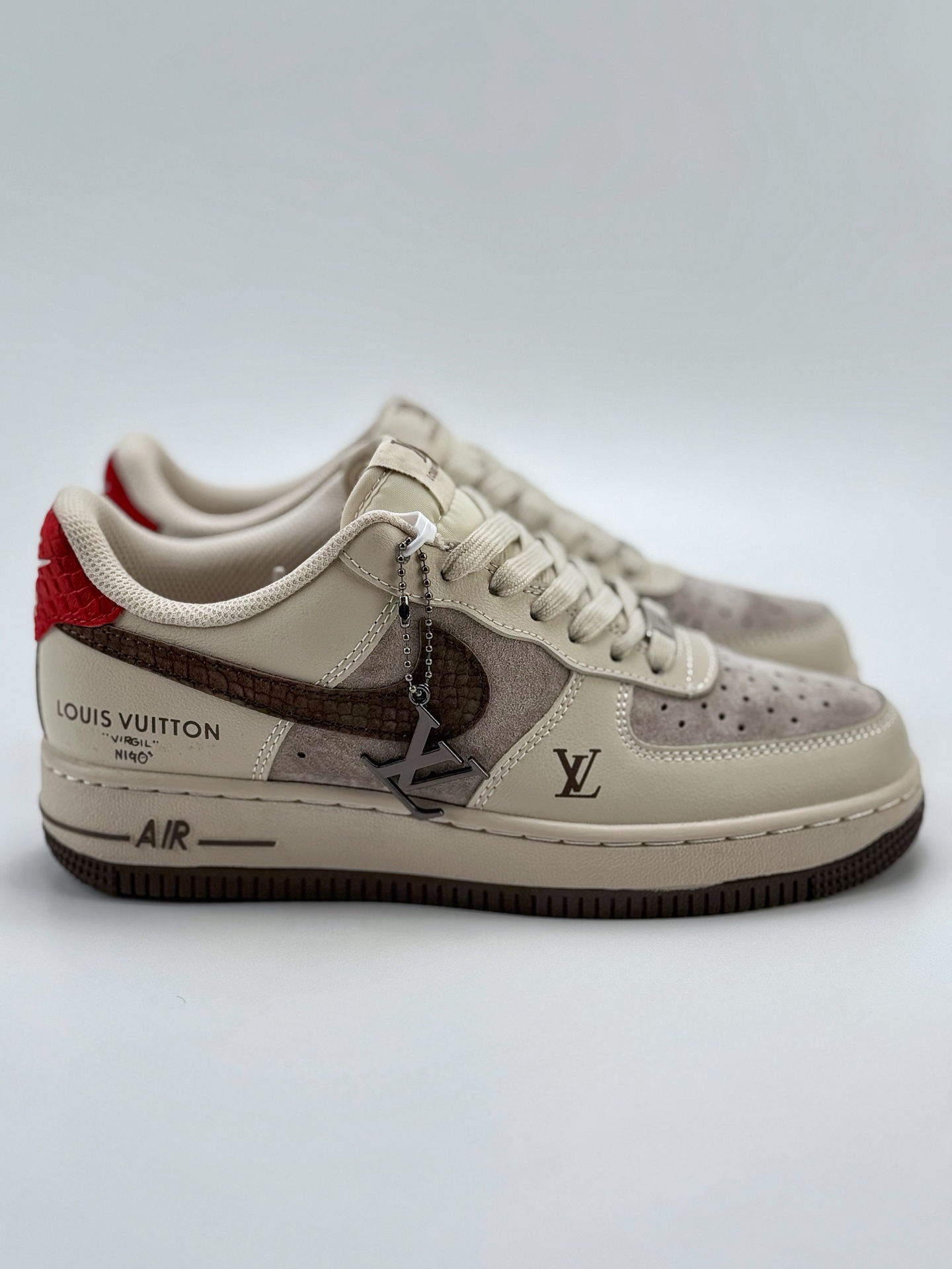 260 Nike Air Force 1 Low 07 x Louis Vuitton 米棕 XX3168-129