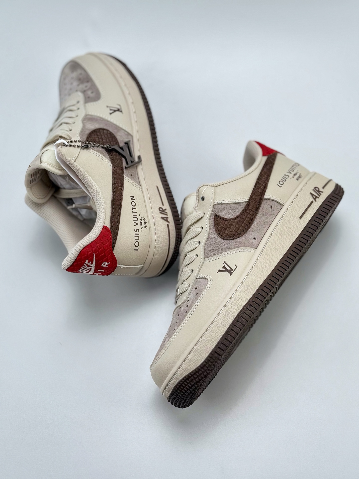 260 Nike Air Force 1 Low 07 x Louis Vuitton 米棕 XX3168-129