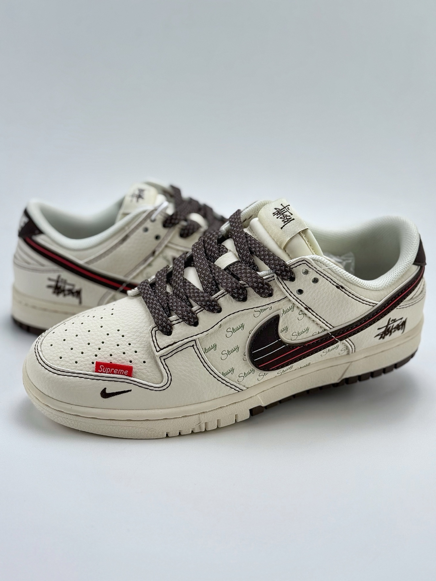 280 Nike SB Dunk Low x Stussy 白黑小钩满天星  XS6089-536