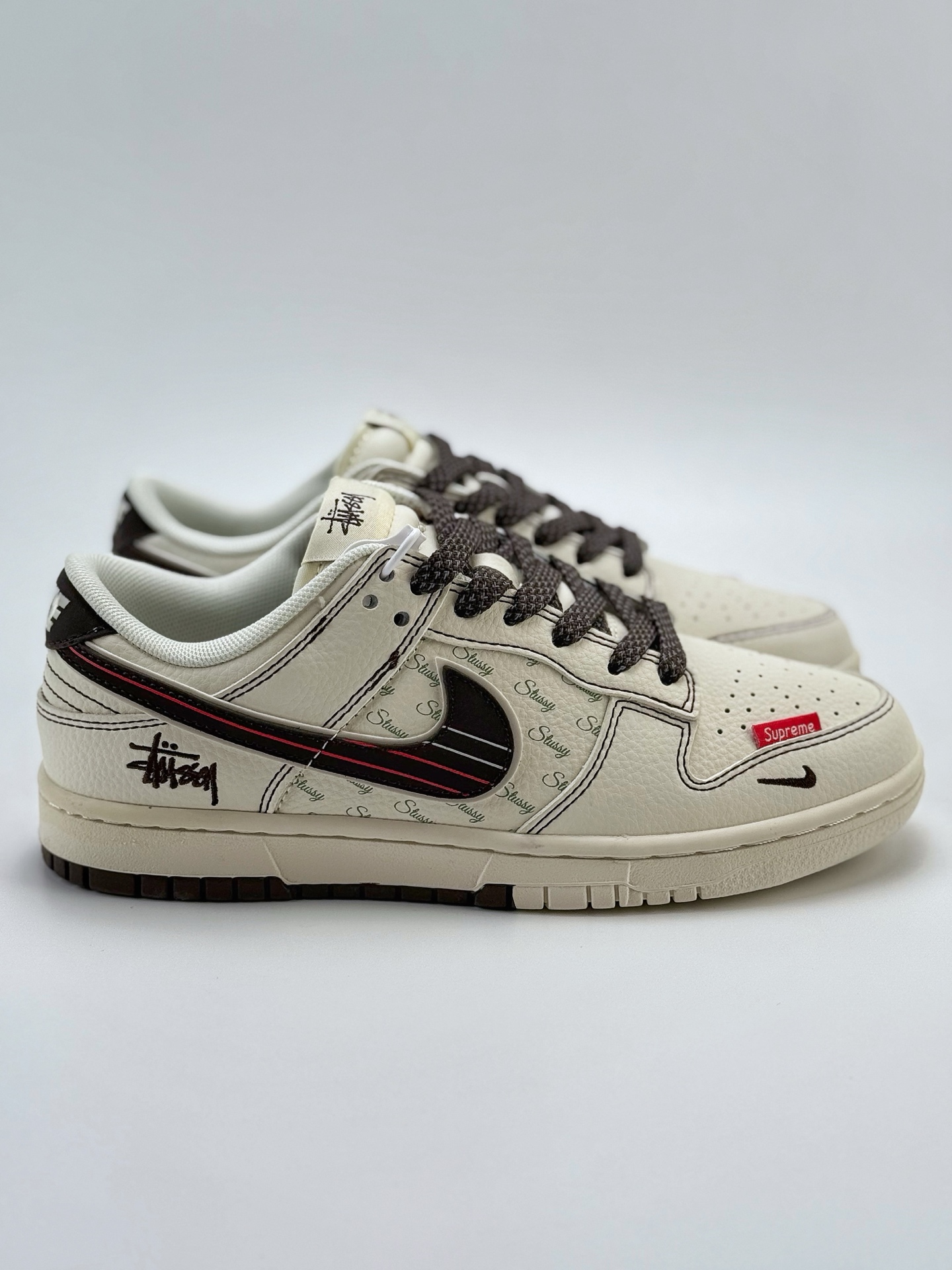 280 Nike SB Dunk Low x Stussy 白黑小钩满天星  XS6089-536