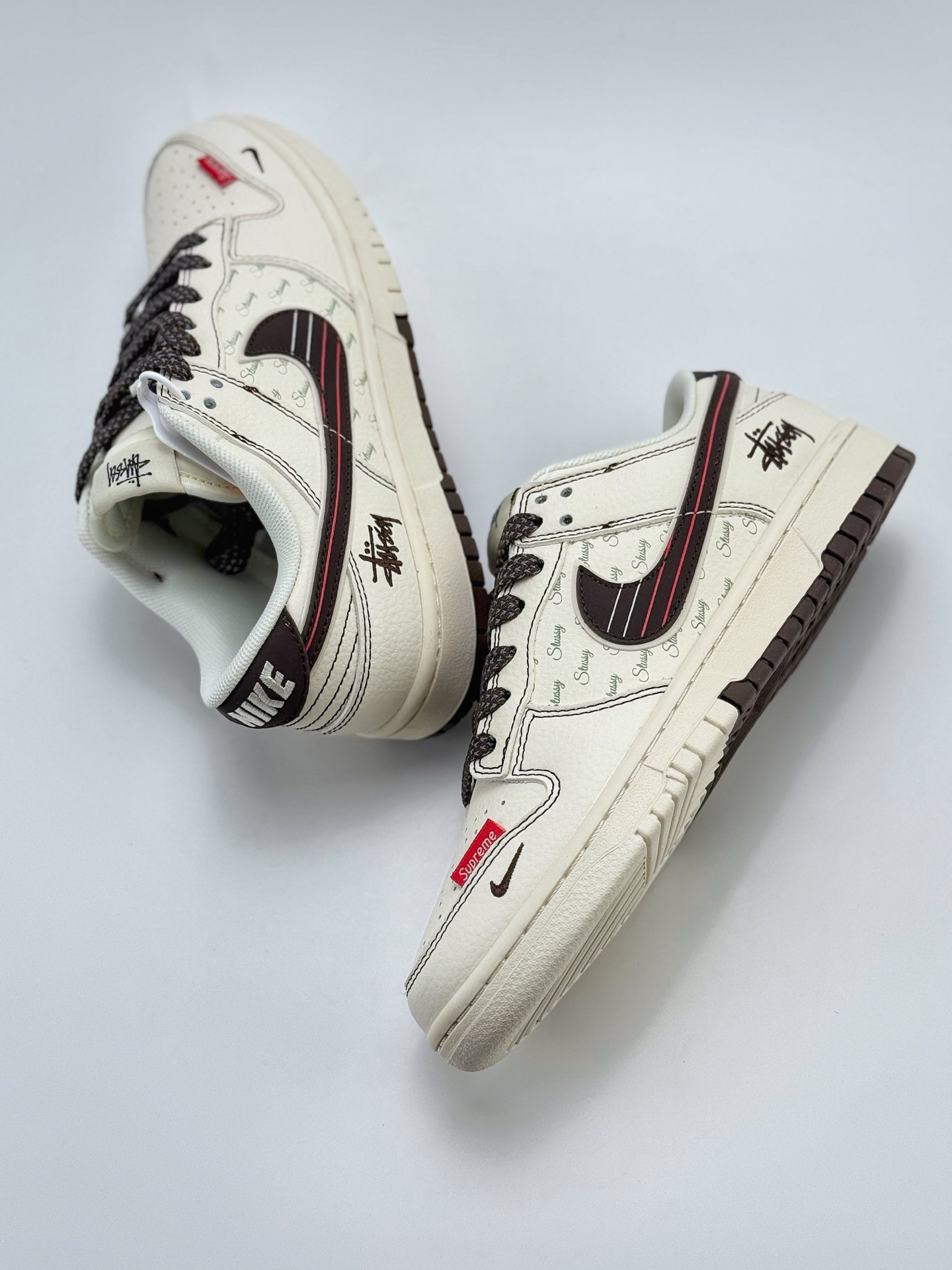 280 Nike SB Dunk Low x Stussy 白黑小钩满天星  XS6089-536