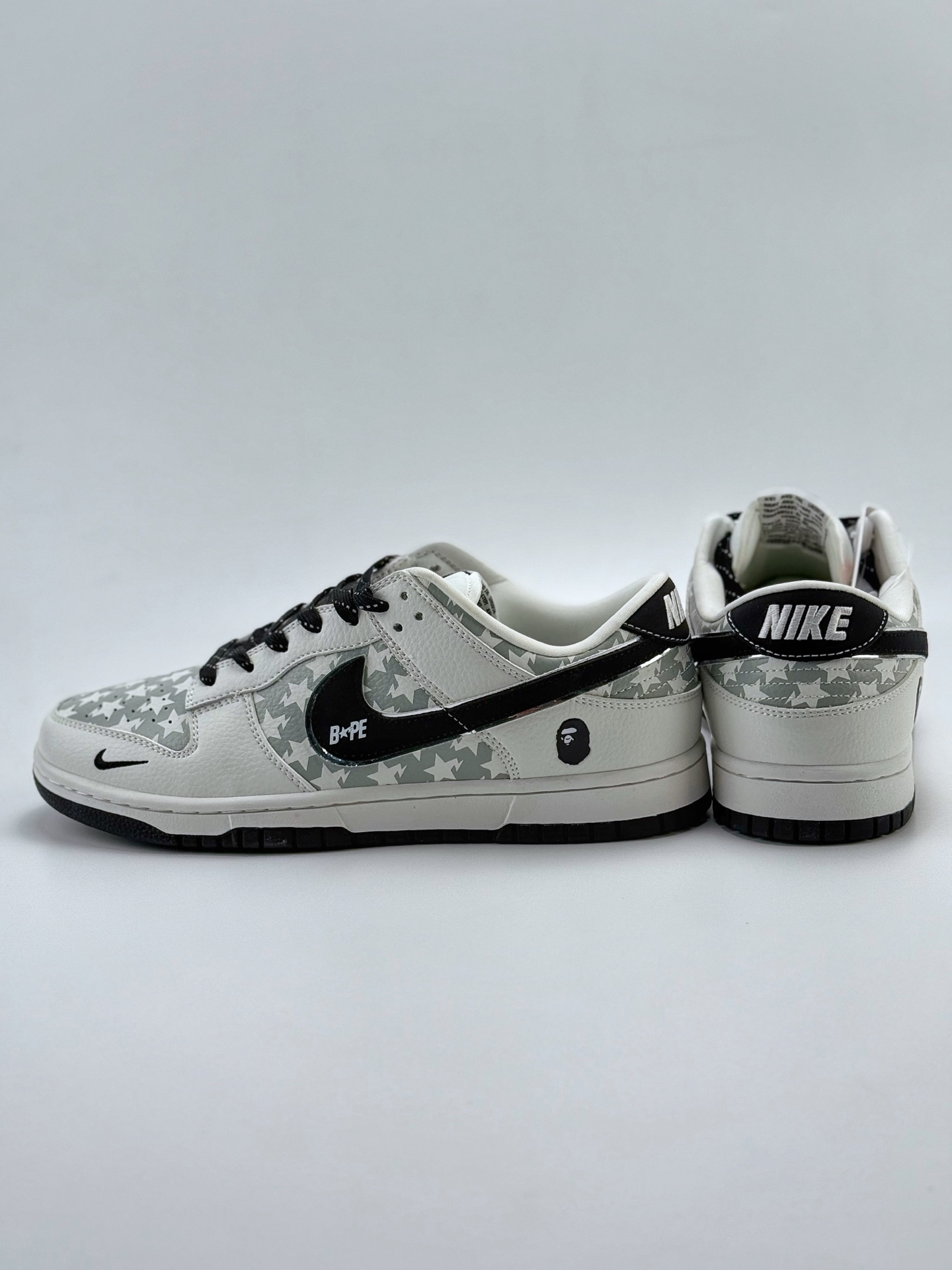 Nike SB Dunk Low x BAPE 白黑小钩 CS1688-104