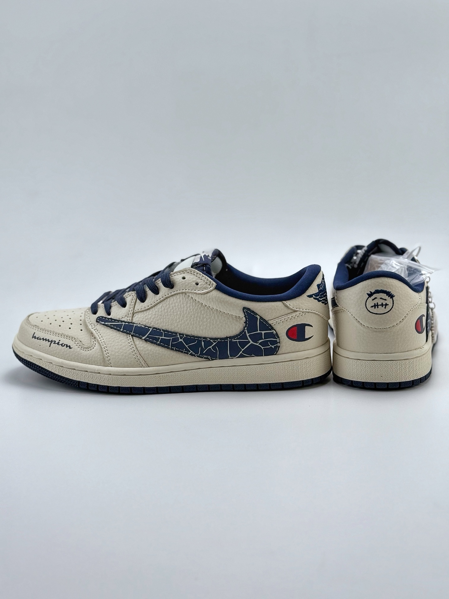 280 Travis Scott x Nike Air Jordan 1 Low x Champion Air Jordan 1 Low 反转白蓝倒钩 LD2025-015