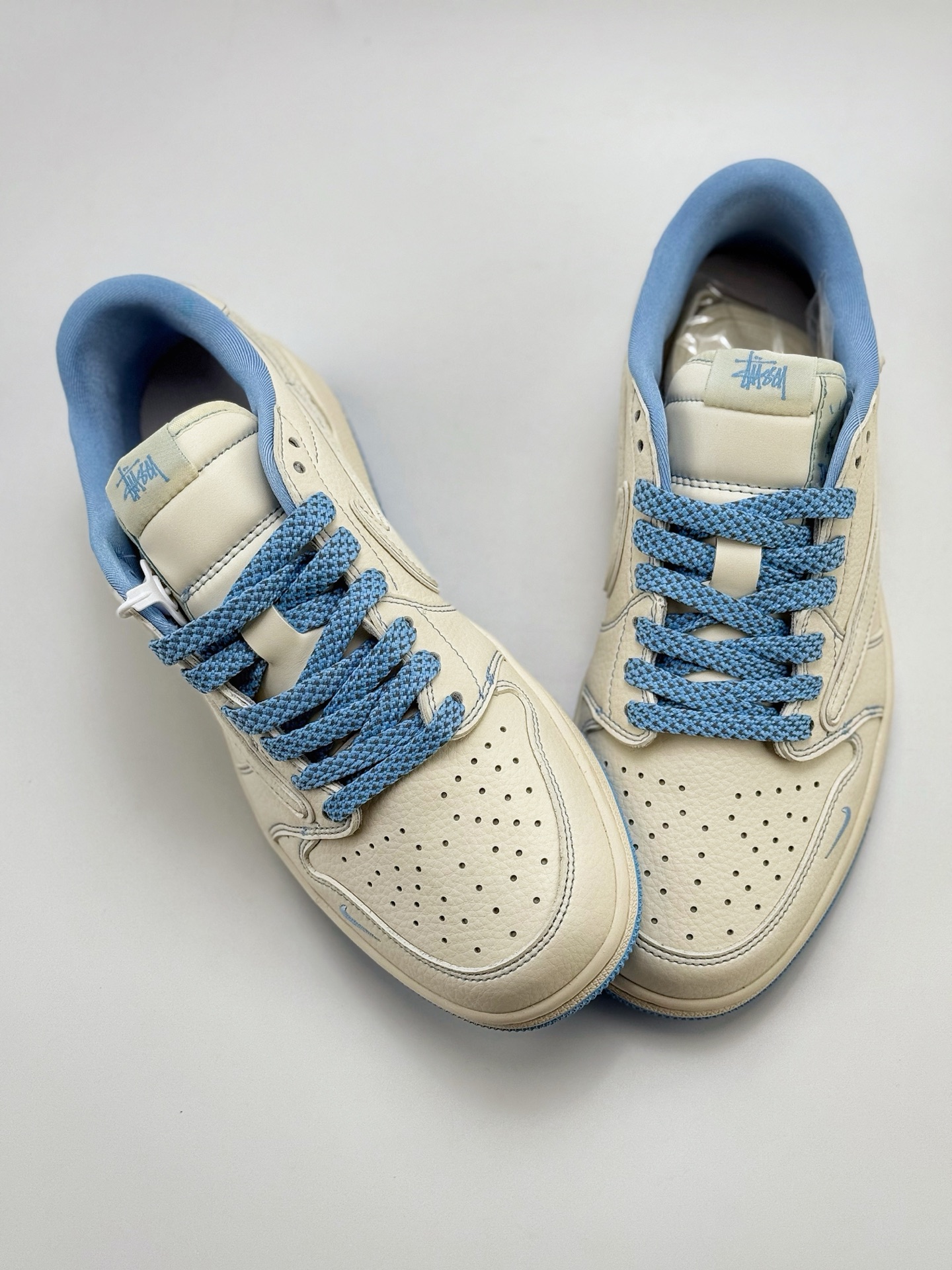 Travis Scott x Nike Air Jordan 1 Low x Stussy Air Jordan 1 Low 反转白天蓝小钩满天星倒钩 ZH2598-229