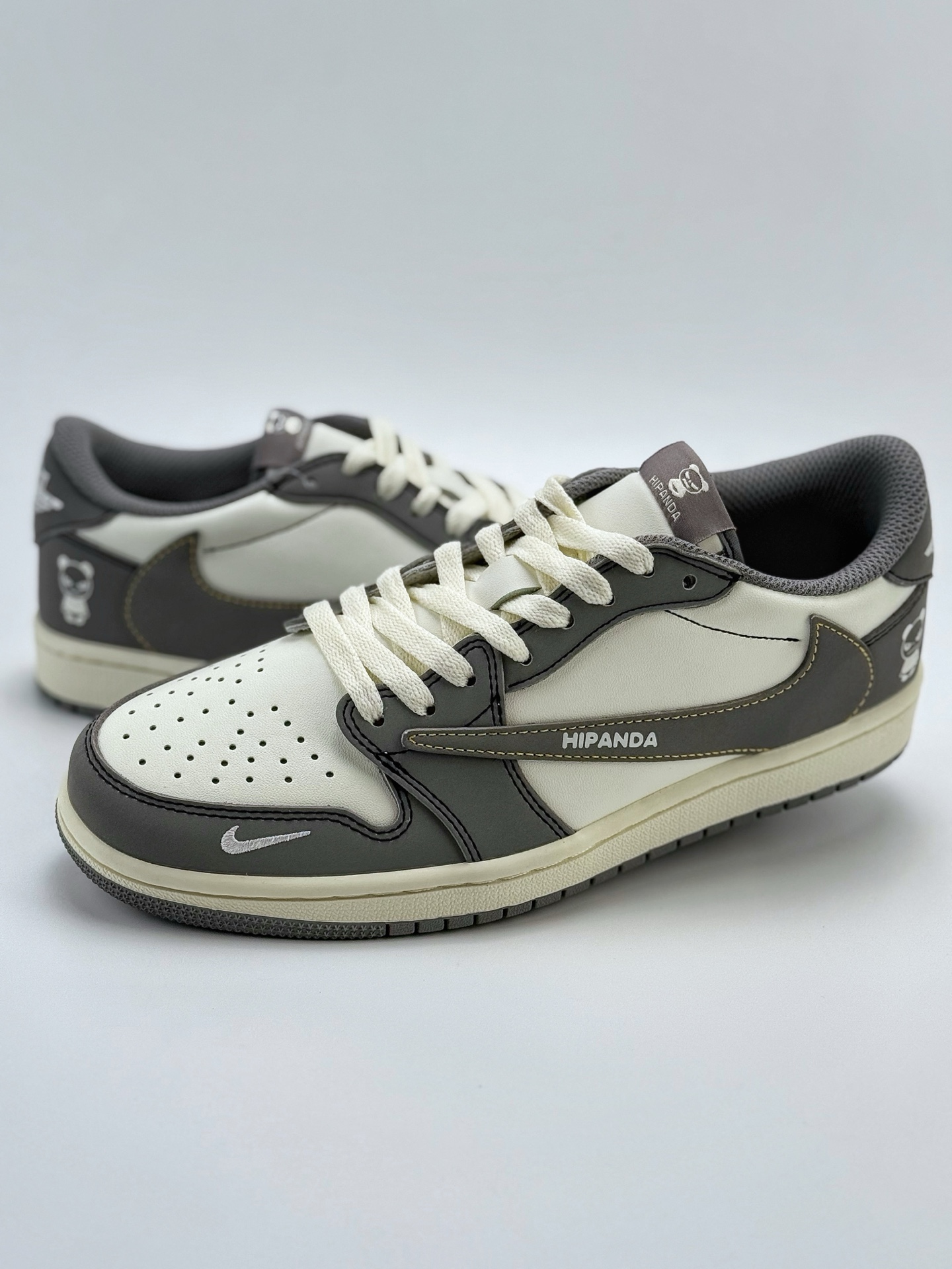 240 Travis Scott x Nike Air Jordan 1 Low x HIPANDA Air Jordan 1 Low 反转白灰小钩倒钩  XD1568-106
