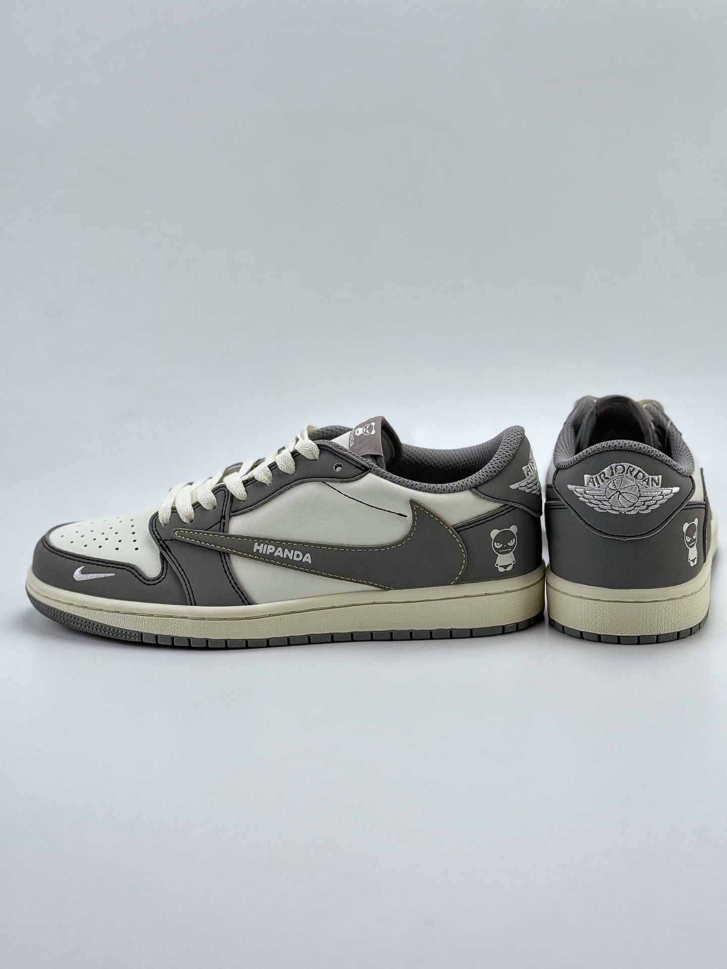 240 Travis Scott x Nike Air Jordan 1 Low x HIPANDA Air Jordan 1 Low 反转白灰小钩倒钩  XD1568-106