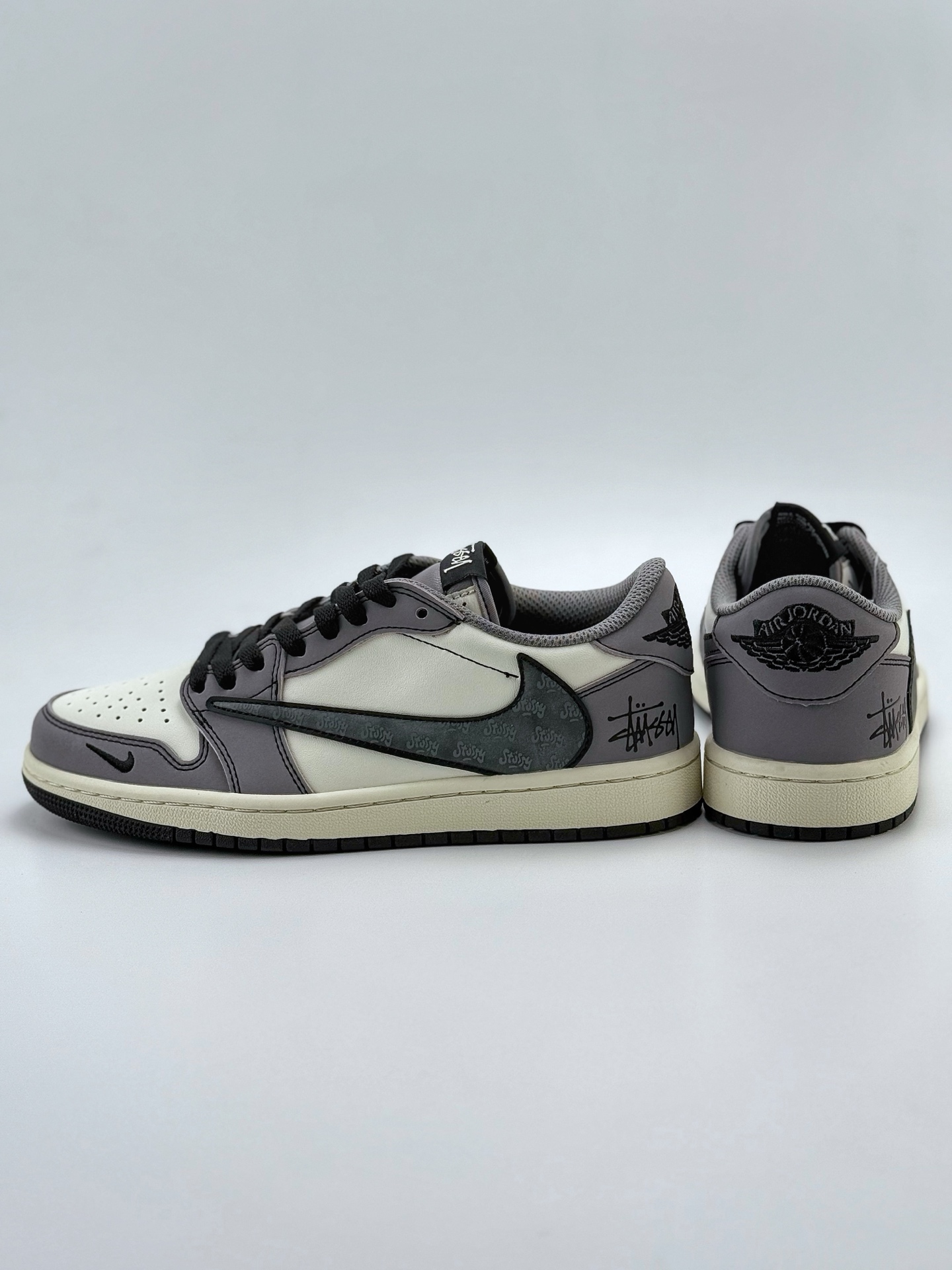240 Travis Scott x Nike Air Jordan 1 Low x Stussy Air Jordan 1 Low 反转白灰黑小钩倒钩  XD1568-109