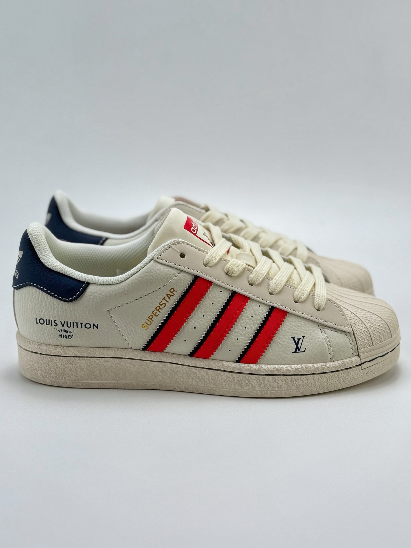 220 AD Originals Superstar x Louis Vuitton 白蓝红    JY8901