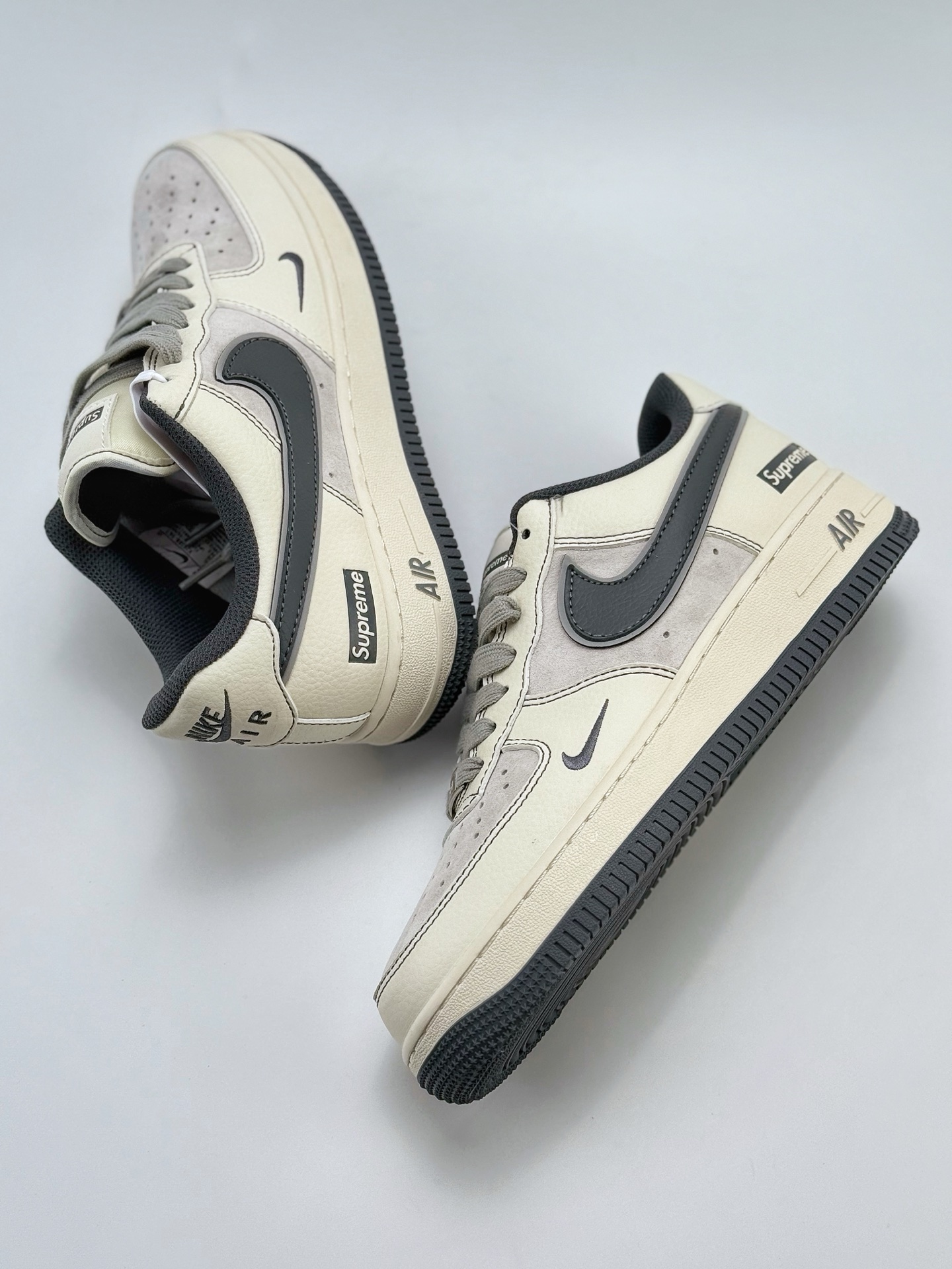 260 Nike Air Force 1 Low 07 x Supreme 白灰小钩  XZ6188-367