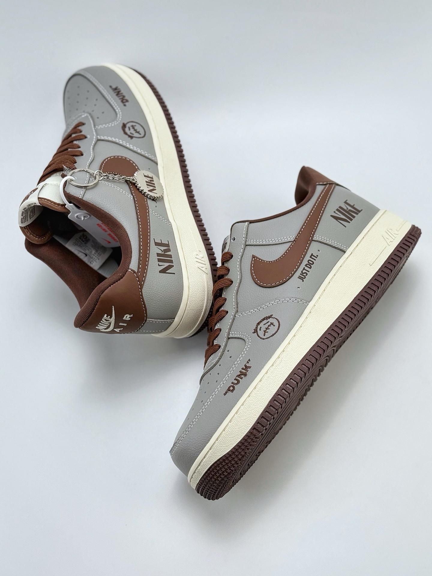 260 Nike Air Force 1 Low 07 x Travis Scott 灰咖  KK1988-073