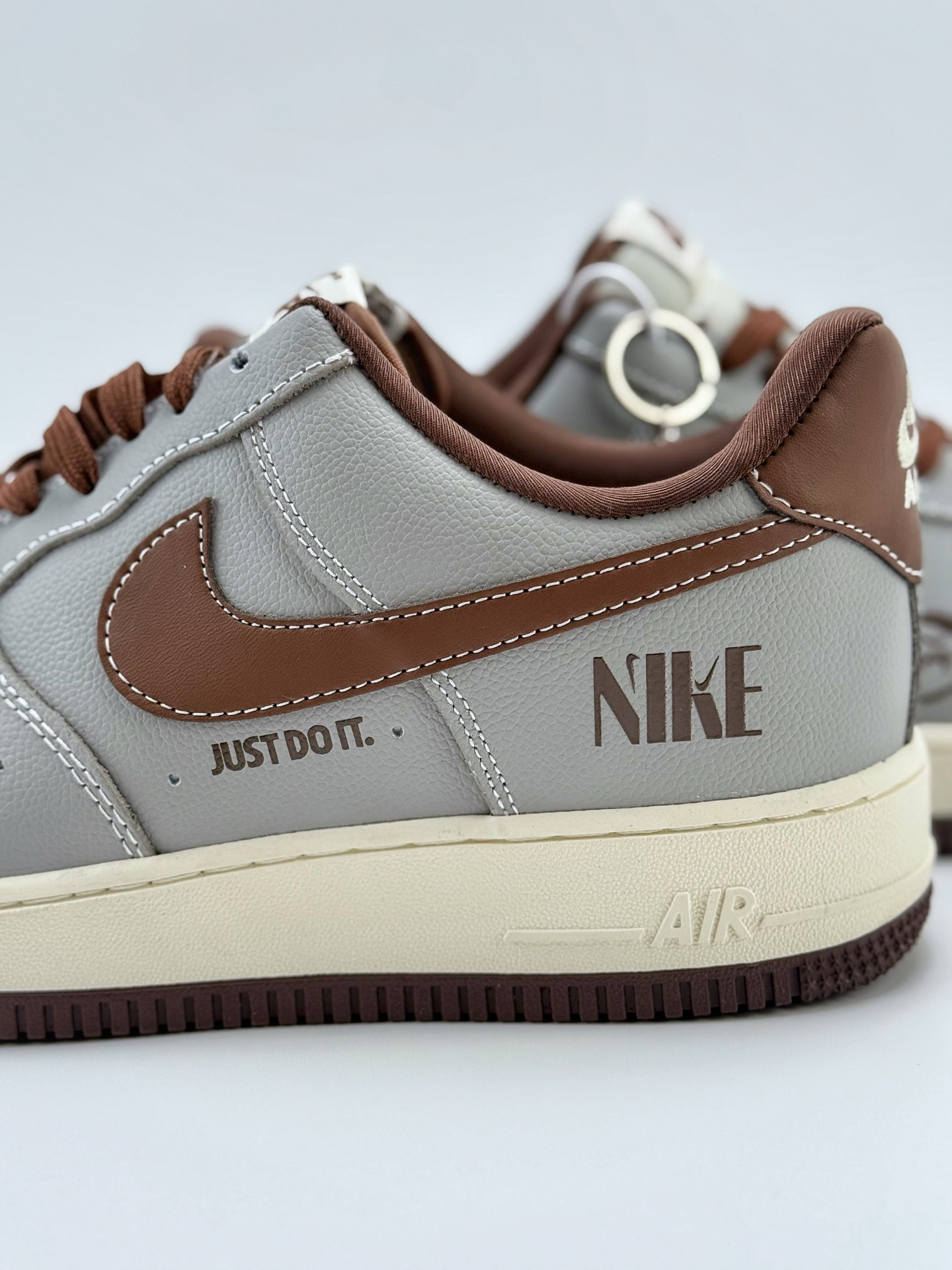 260 Nike Air Force 1 Low 07 x Travis Scott 灰咖  KK1988-073