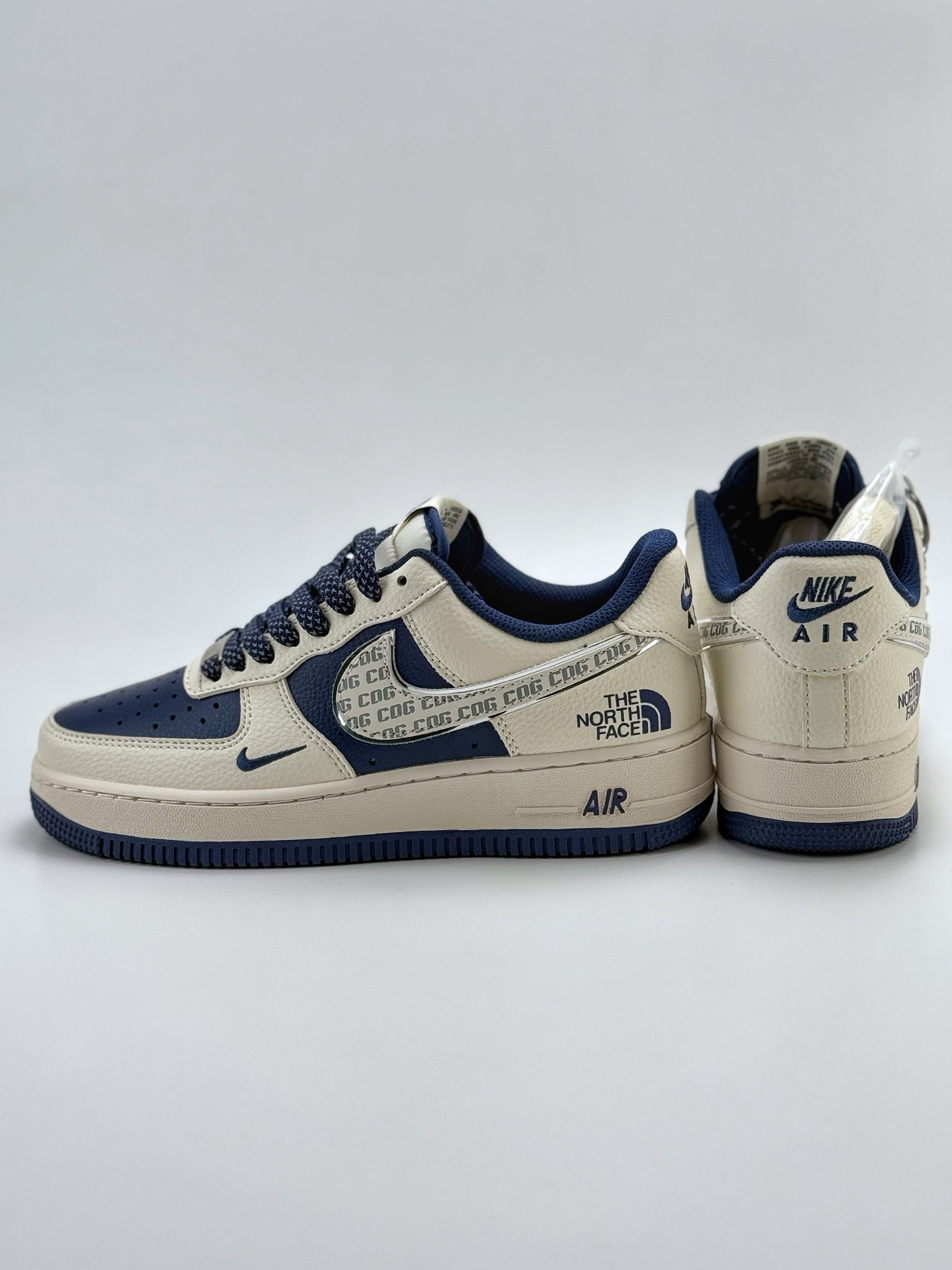 260 Nike Air Force 1 Low 07 x The North Face x CDG 白蓝小钩满天星 HH7518-075