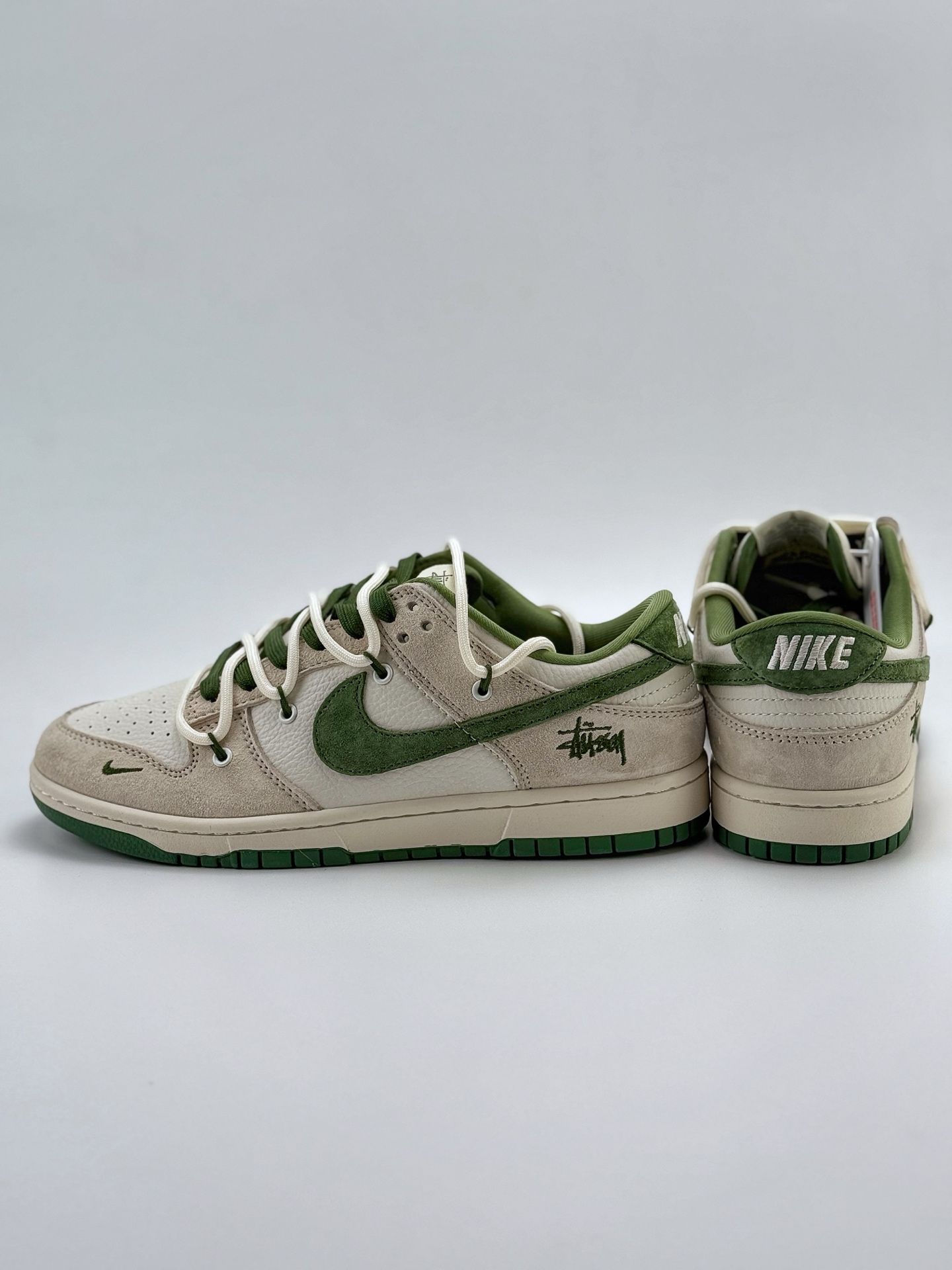 300 Nike SB Dunk Low x Stussy 白灰绿小钩绑带  DM6868-094