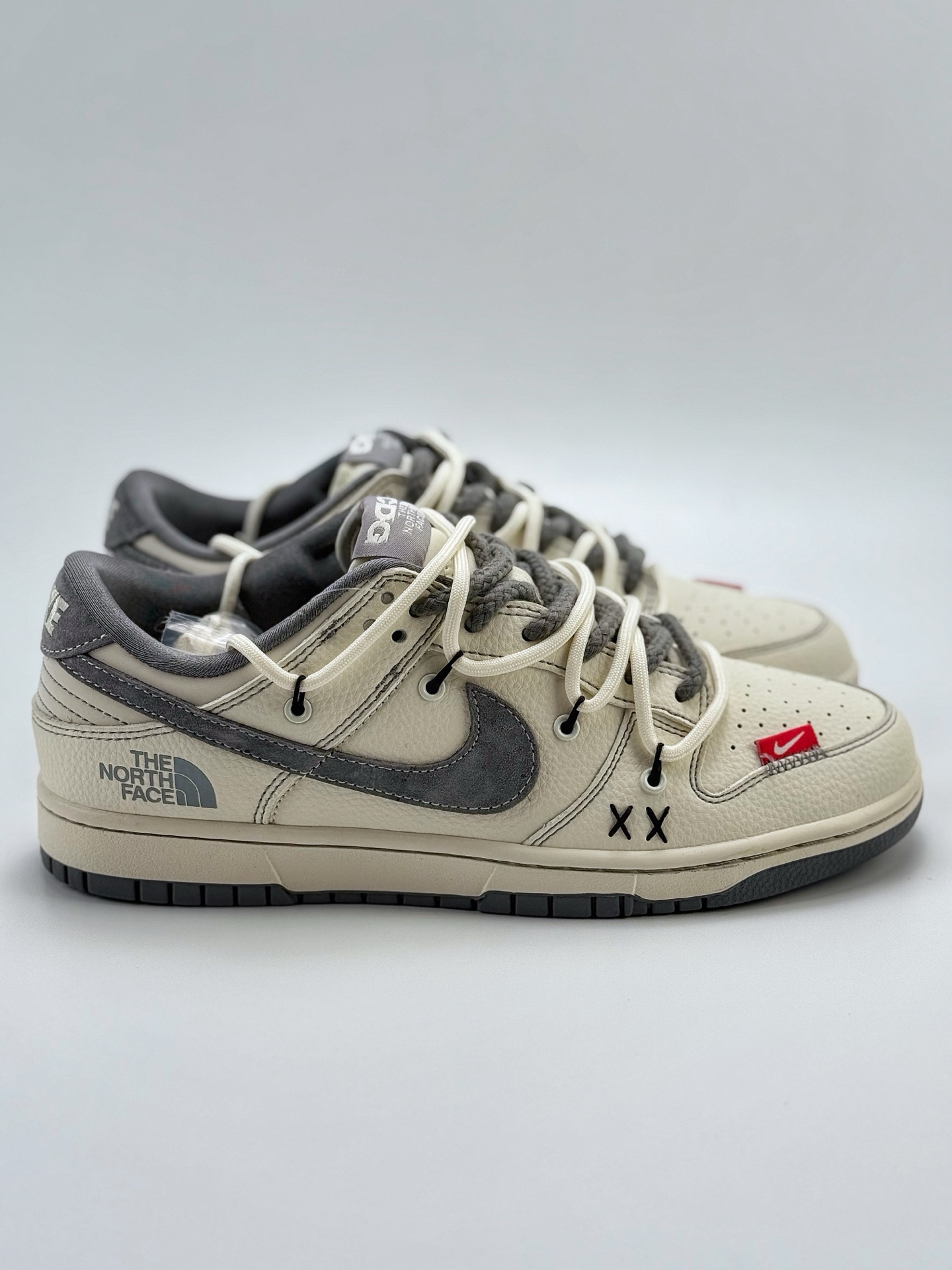 300 Nike SB Dunk Low x The North Face x CDG 白灰麻绳绑带  YX5066-285