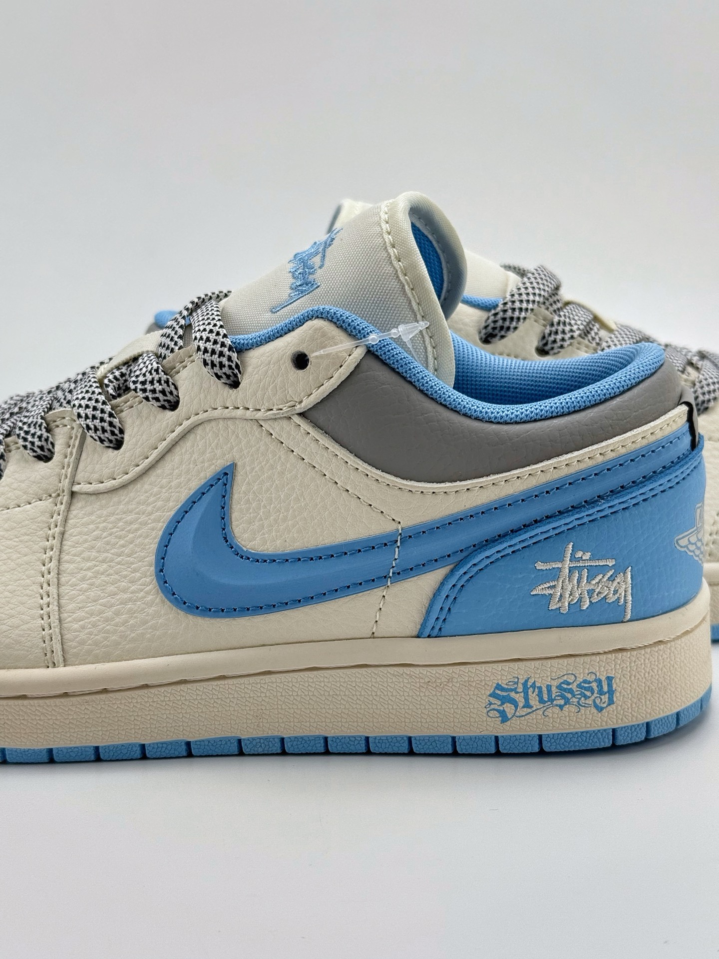 280 Air Jordan 1 Retro Low x Stussy 白蓝小钩满天星   XS6086-559