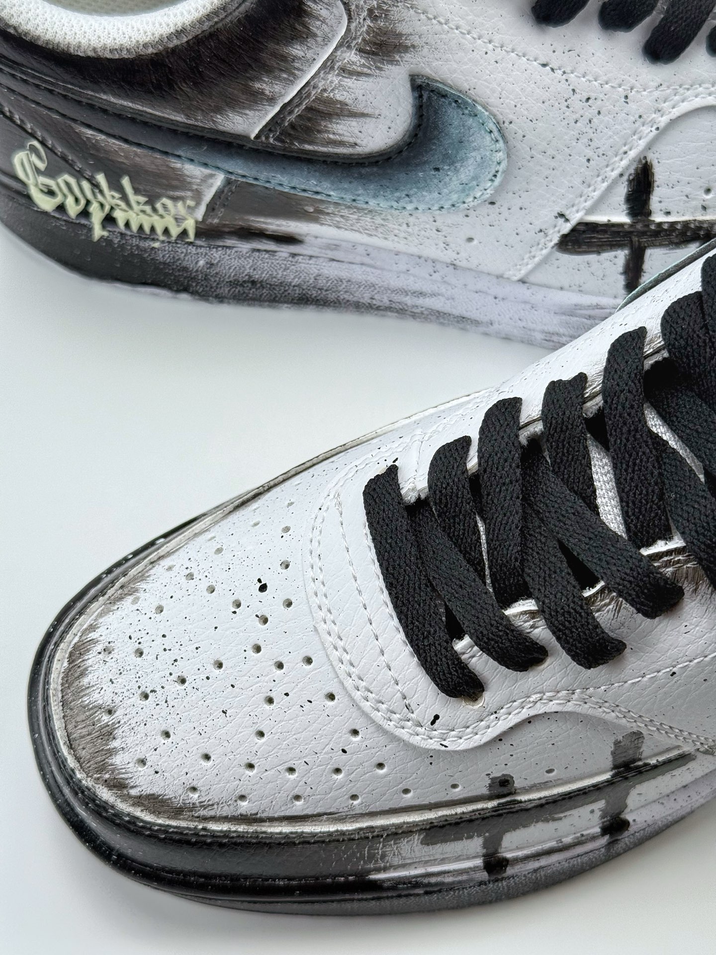 260 Nike Court Vision Low 塔兔 幻影十字架 挂坠 黑暗系 哥特风 黑白 休闲运动板鞋 DH2987-099