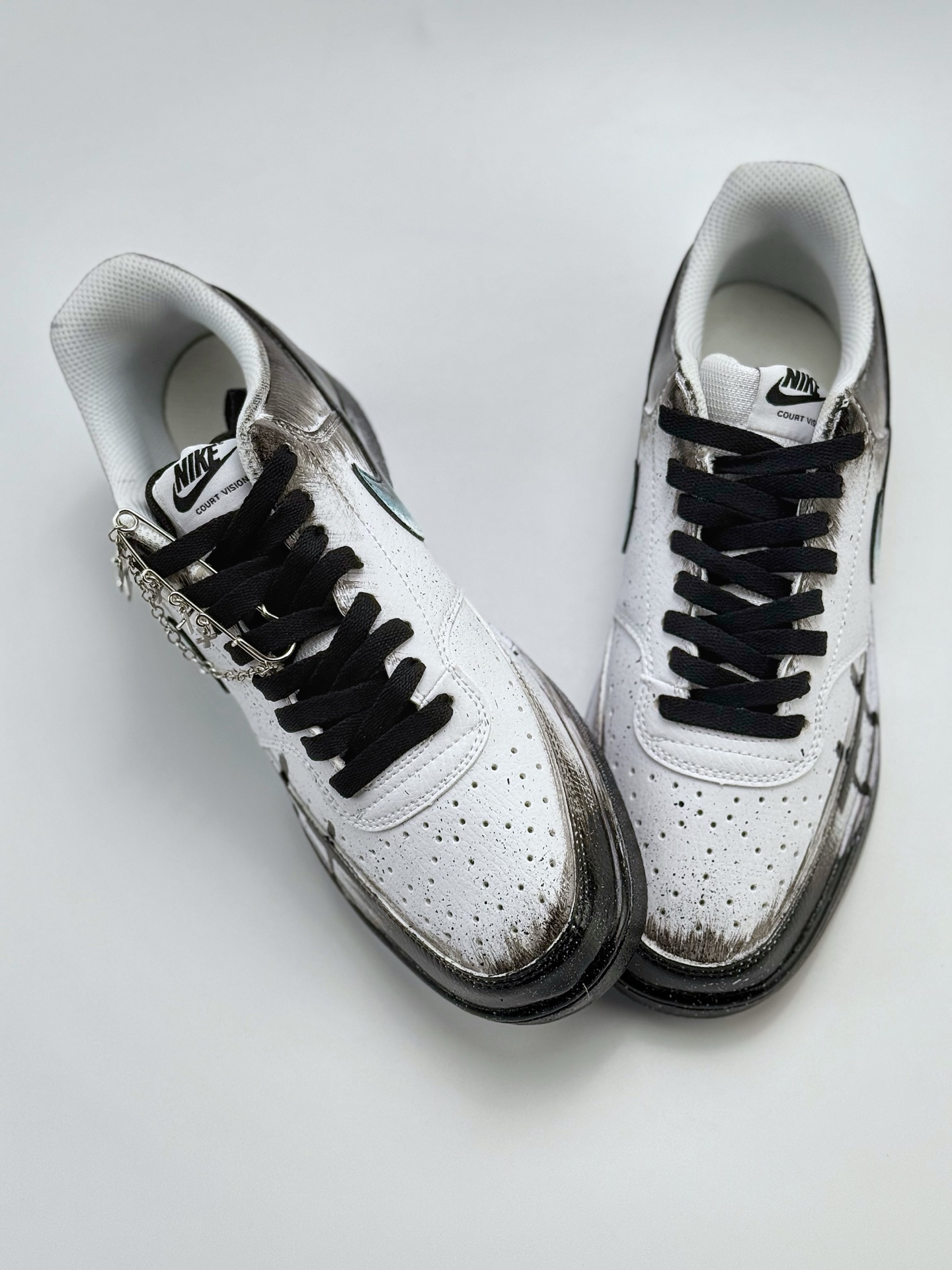 260 Nike Court Vision Low 塔兔 幻影十字架 挂坠 黑暗系 哥特风 黑白 休闲运动板鞋 DH2987-099