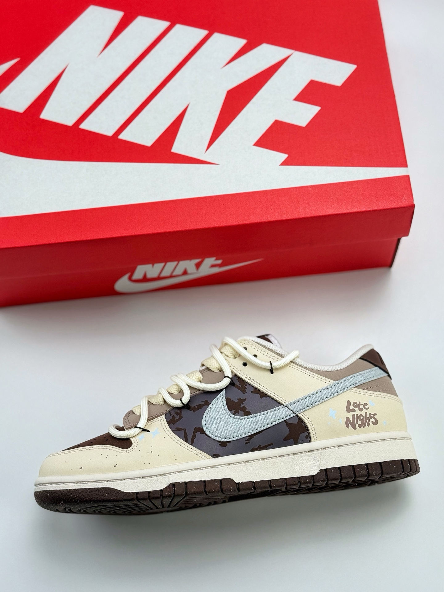280 Nike SB Dunk Low 考拉派对 奶油风 美拉德 解构贴布 米白  HF4292-100