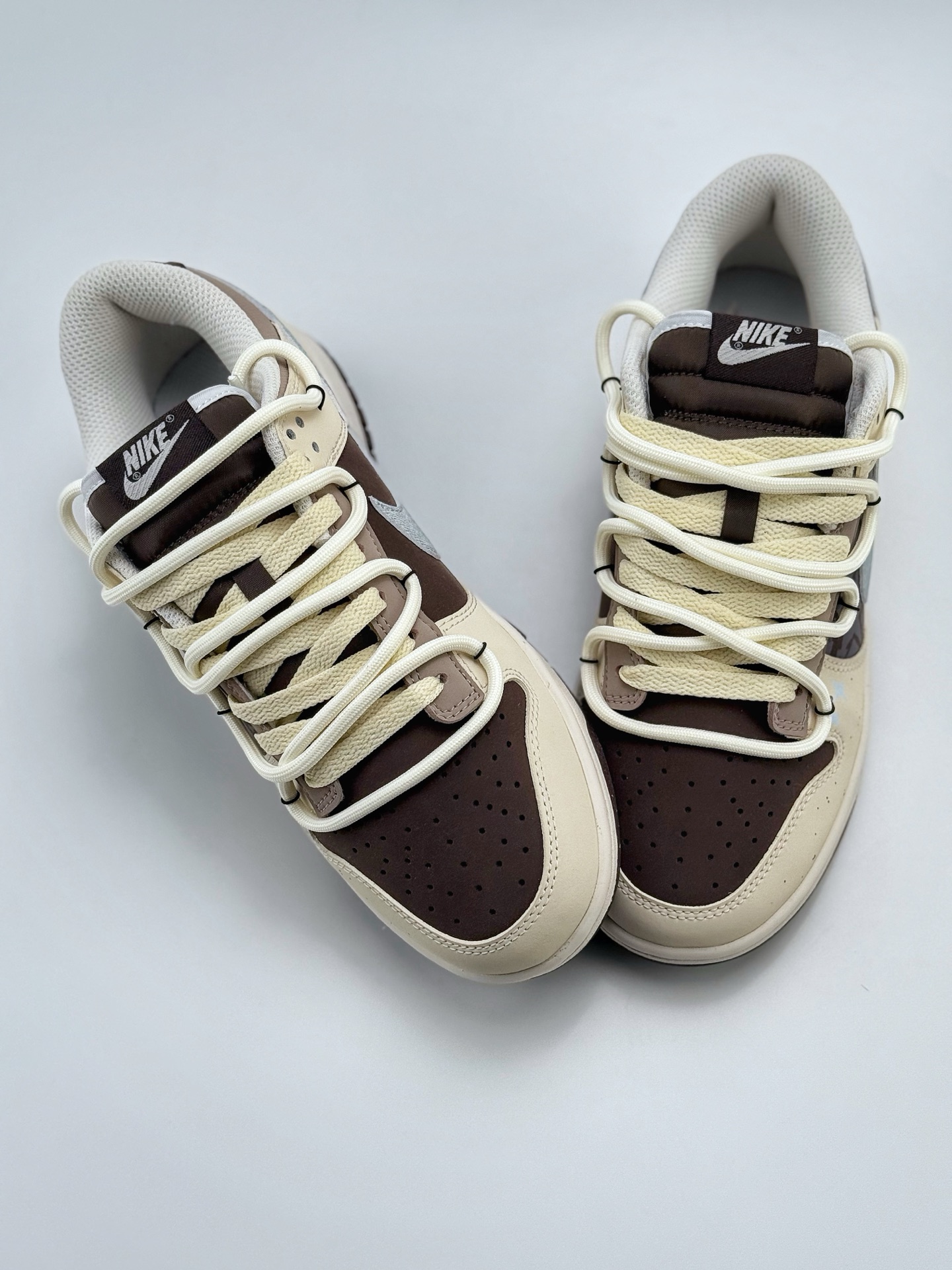 280 Nike SB Dunk Low 考拉派对 奶油风 美拉德 解构贴布 米白  HF4292-100