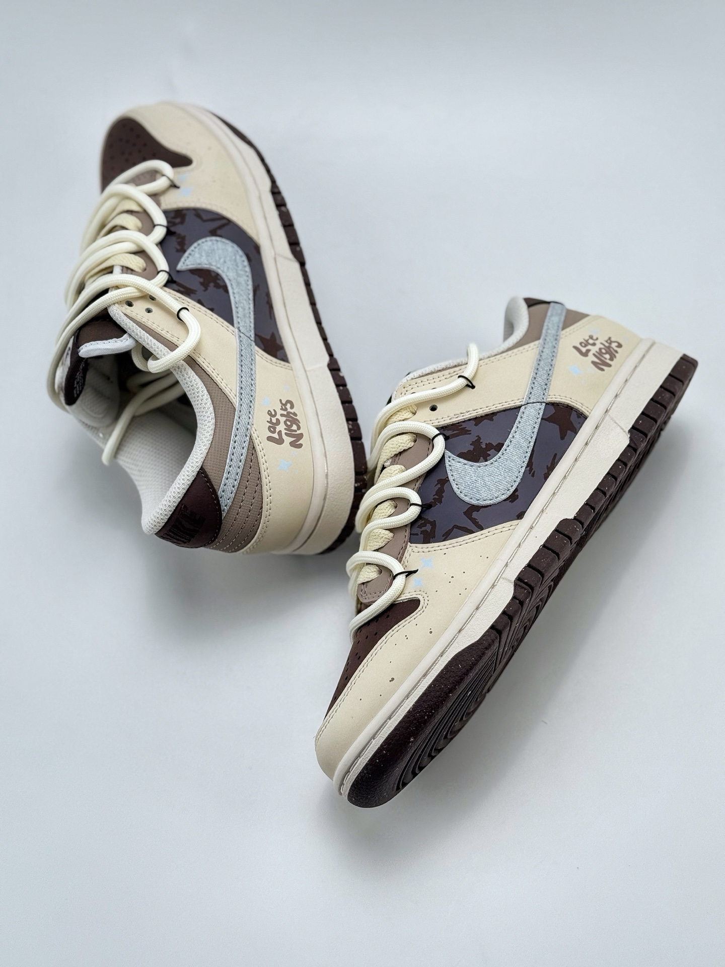 280 Nike SB Dunk Low 考拉派对 奶油风 美拉德 解构贴布 米白  HF4292-100
